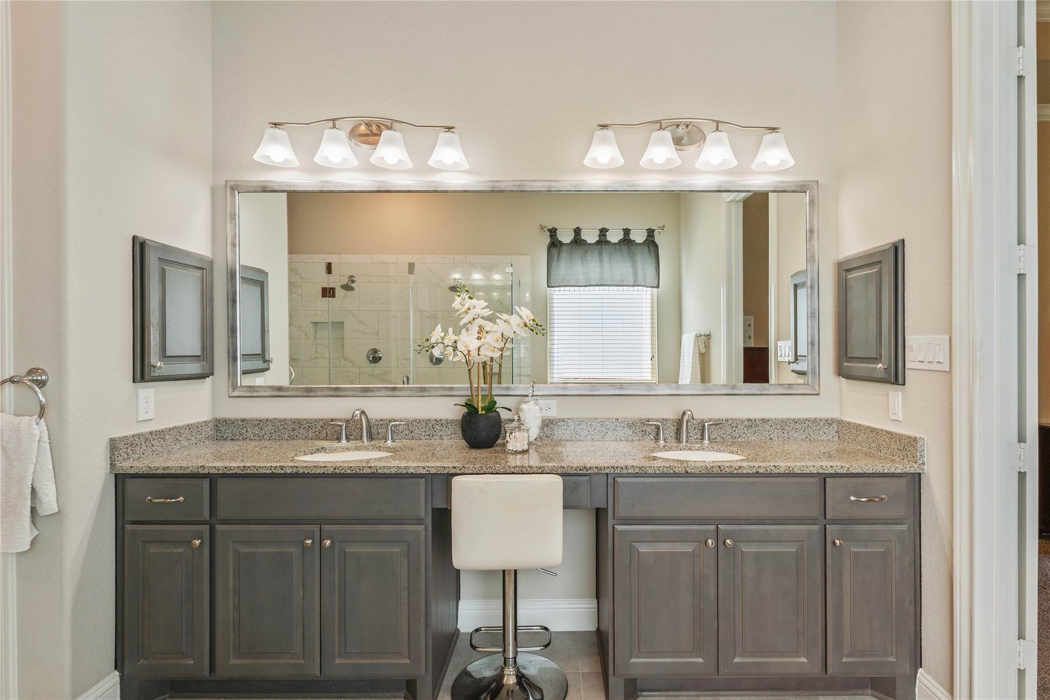 64 Venetia Grove Drive