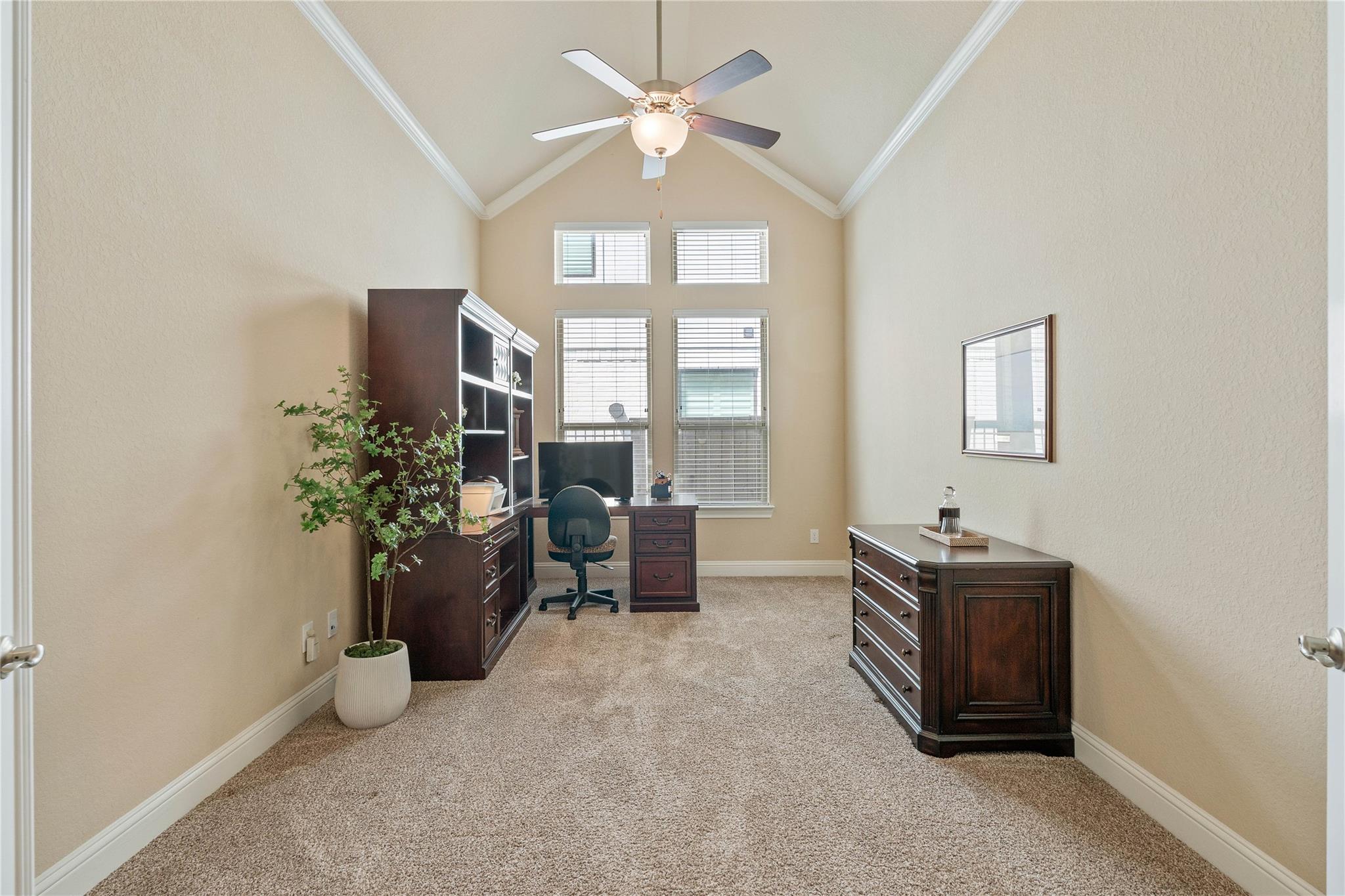 64 Venetia Grove Drive