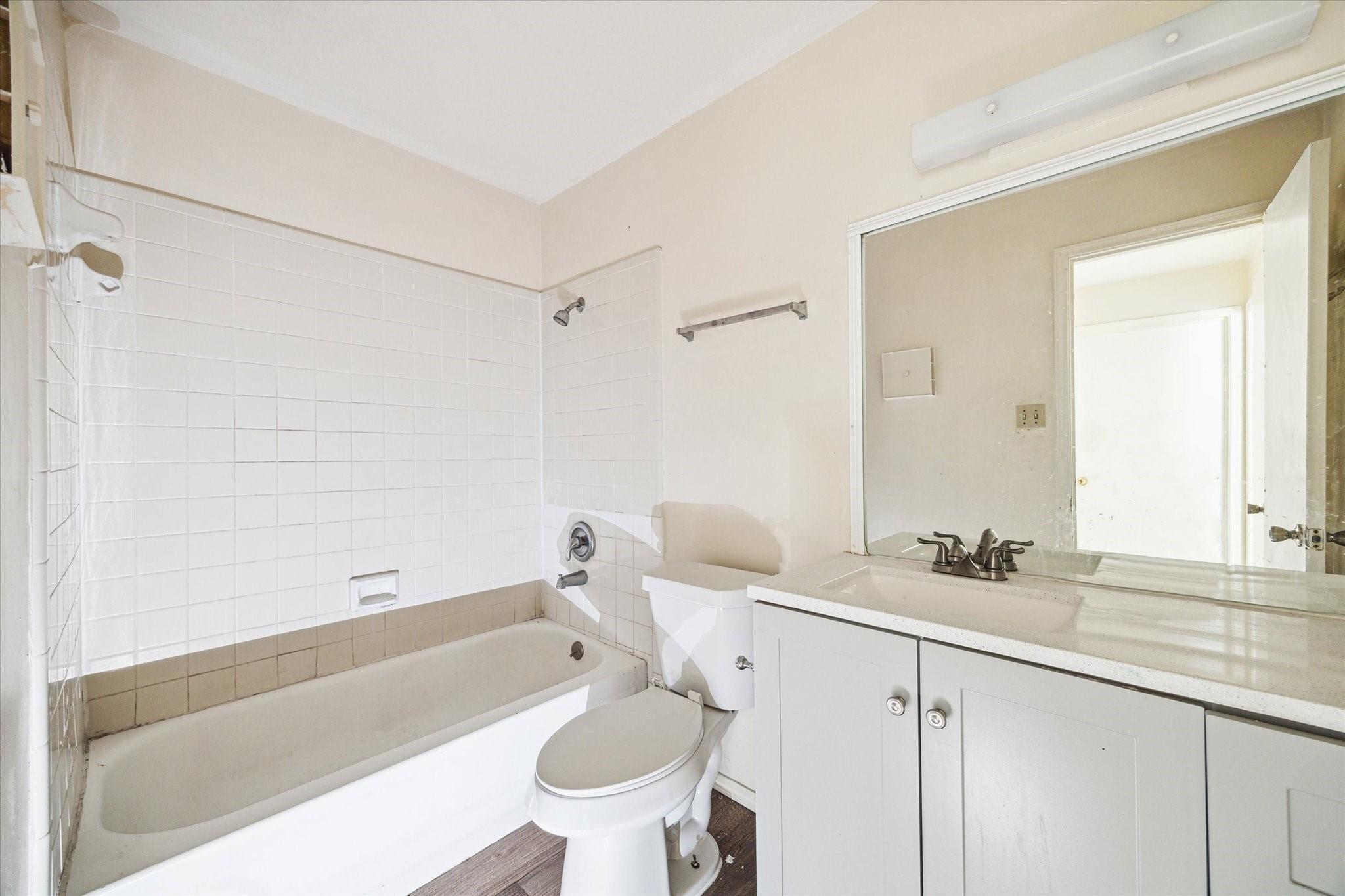 9700 Leawood Boulevard # 216