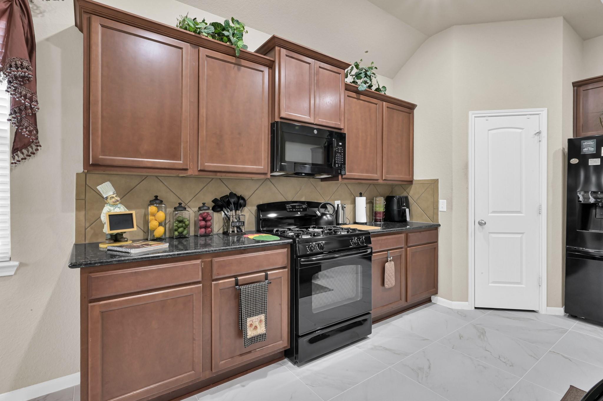 2907 Meadow Tree Lane