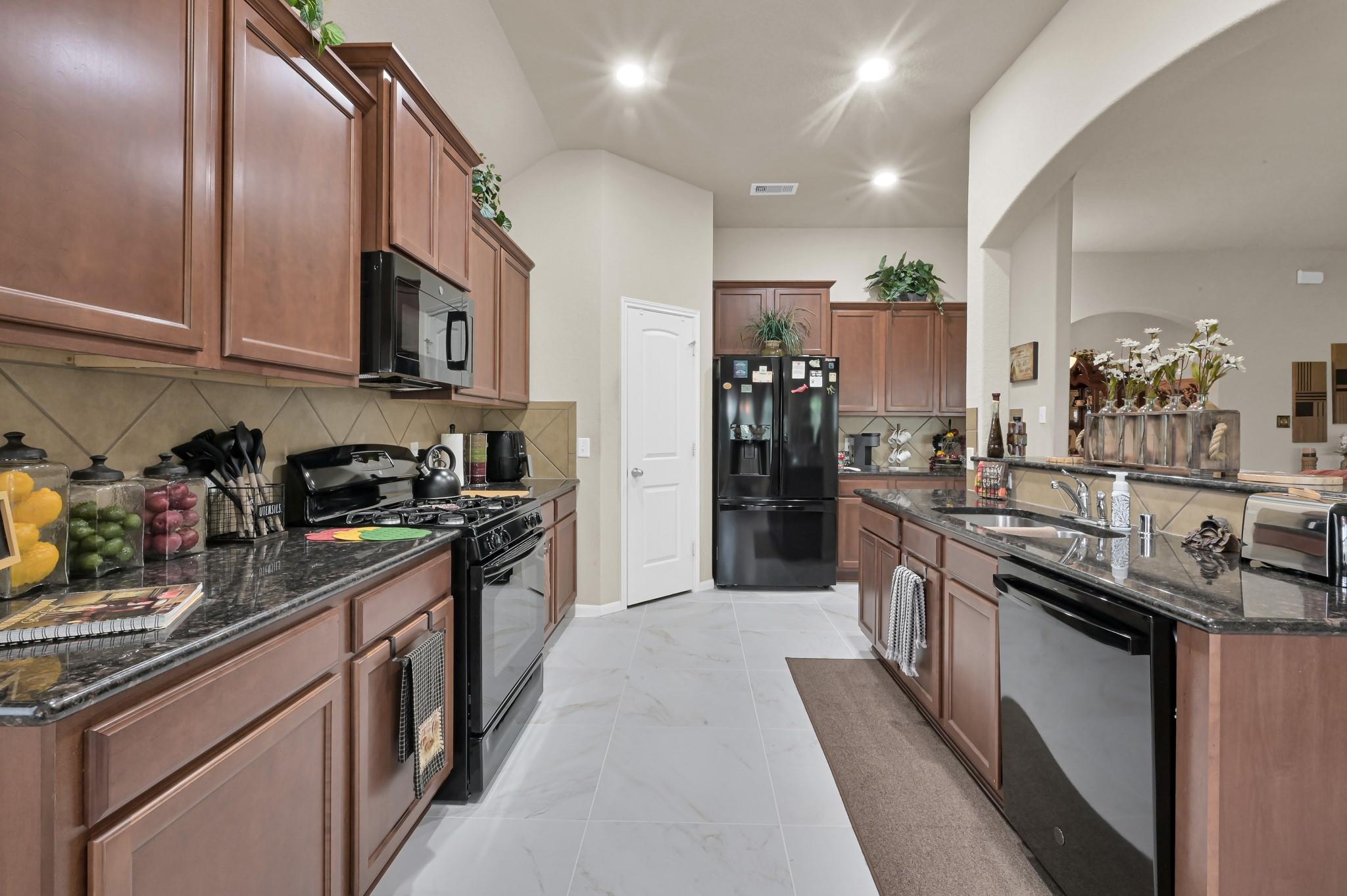 2907 Meadow Tree Lane
