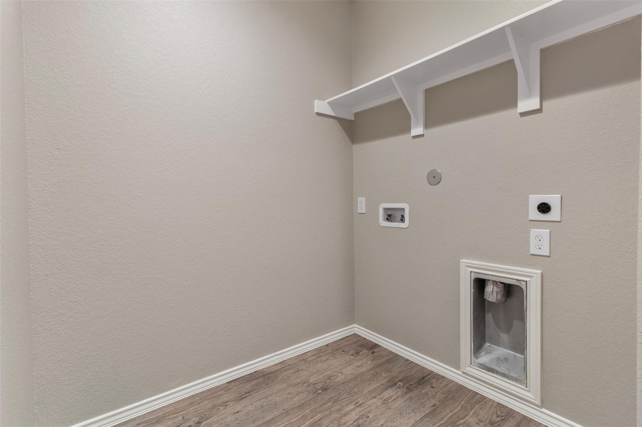 20938 Canary Wood Lane