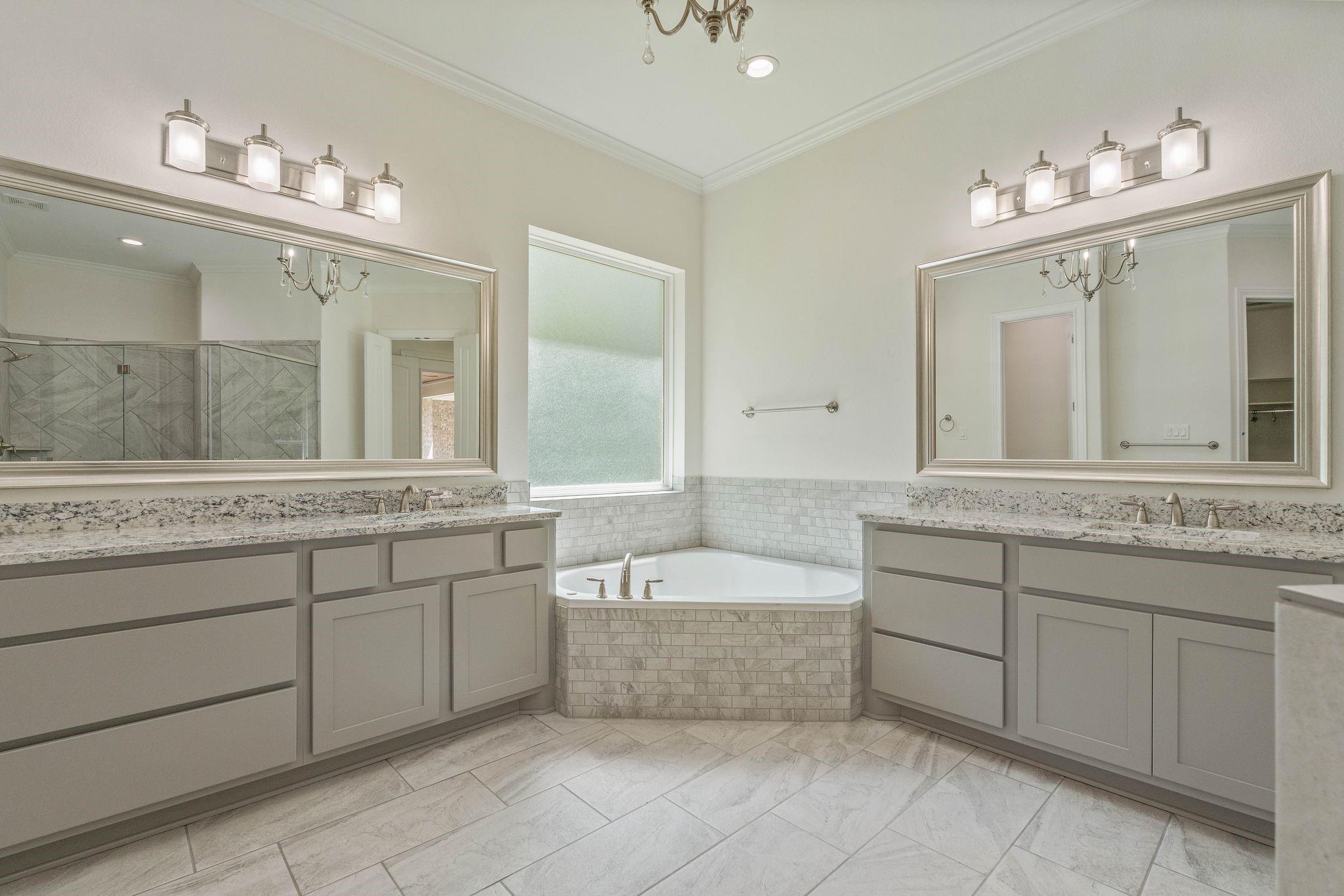 132 Texas Grand Circle