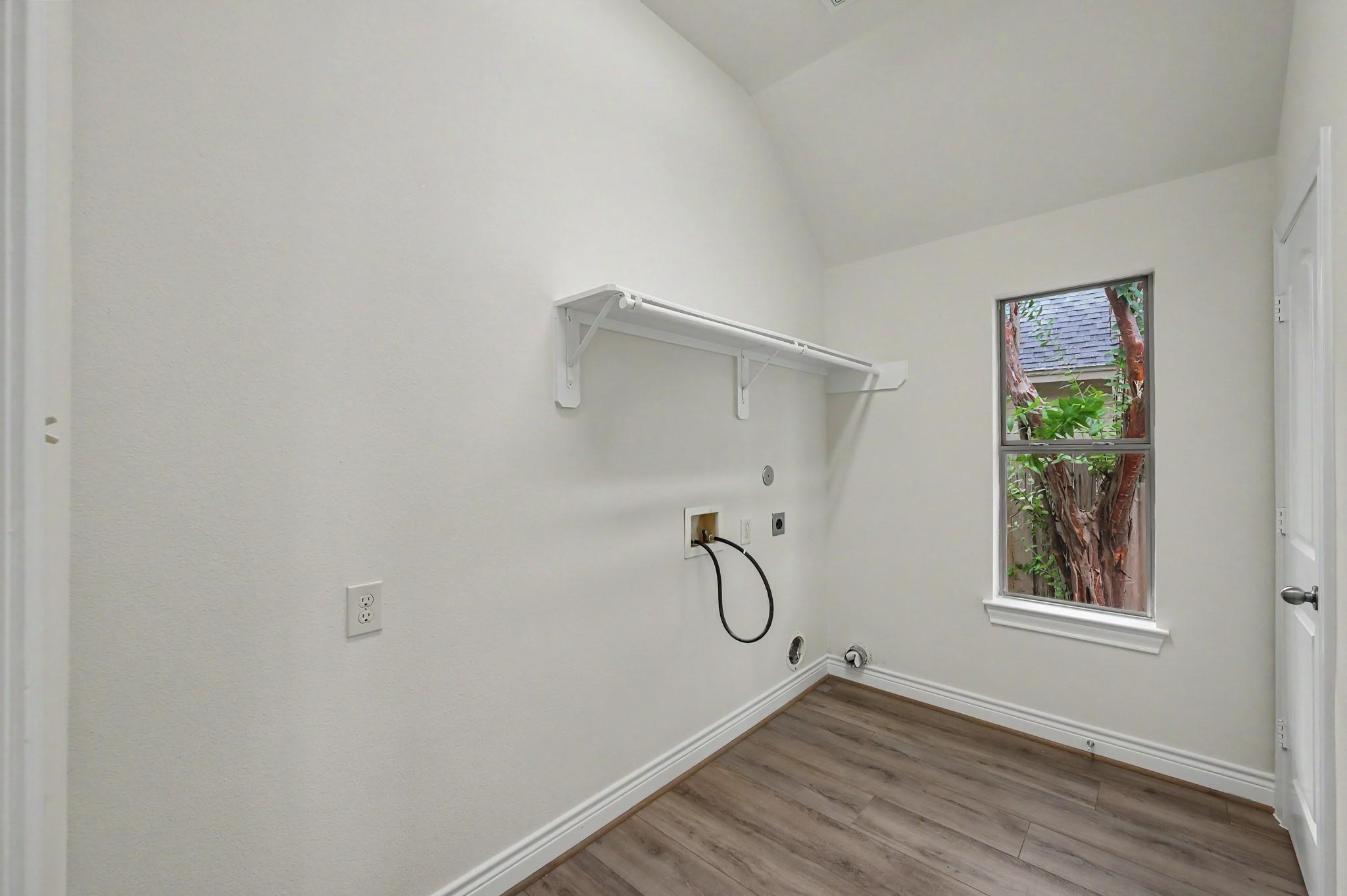 1414 Laura Hills Lane