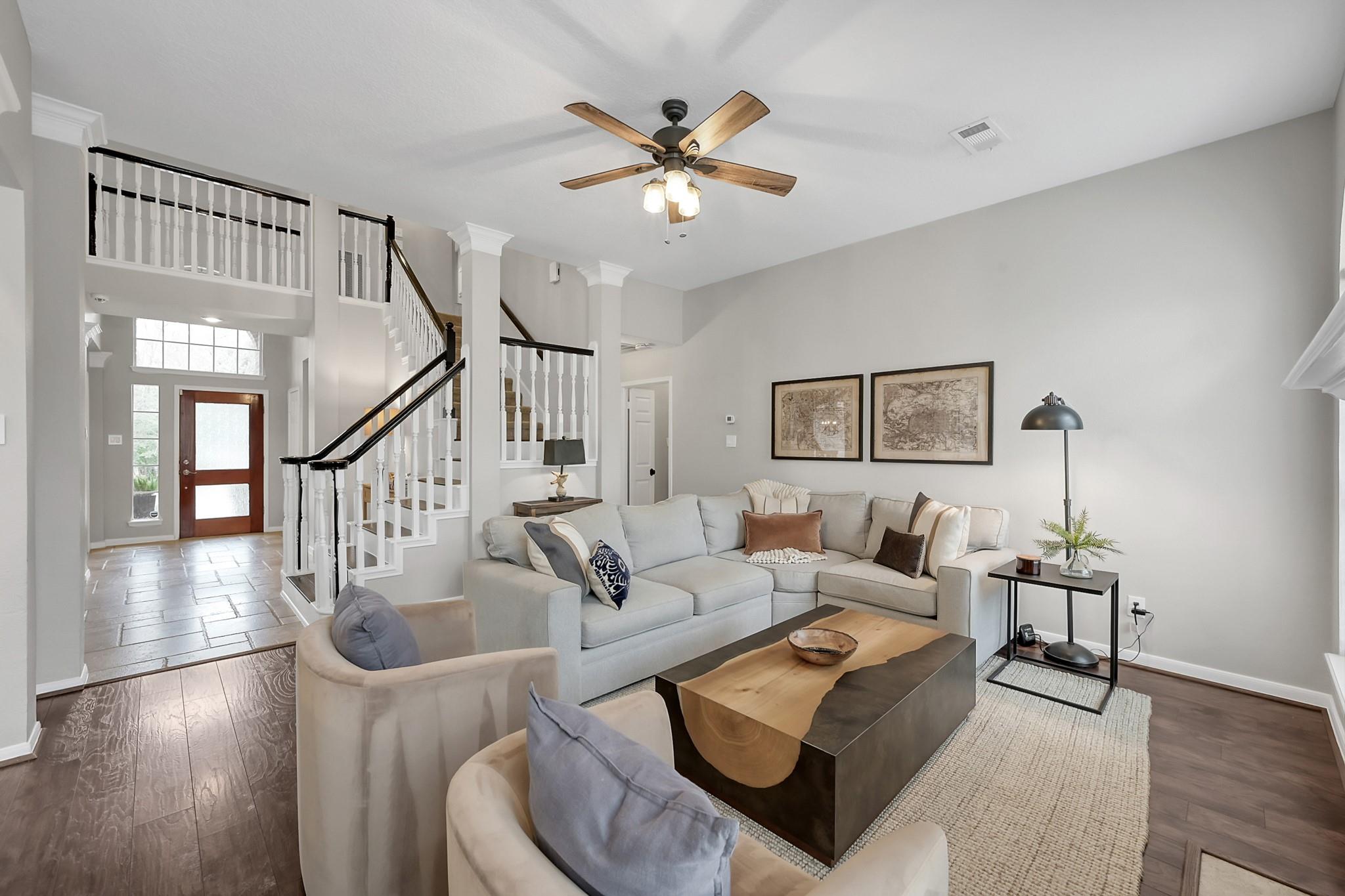 31 E Amberglow Circle