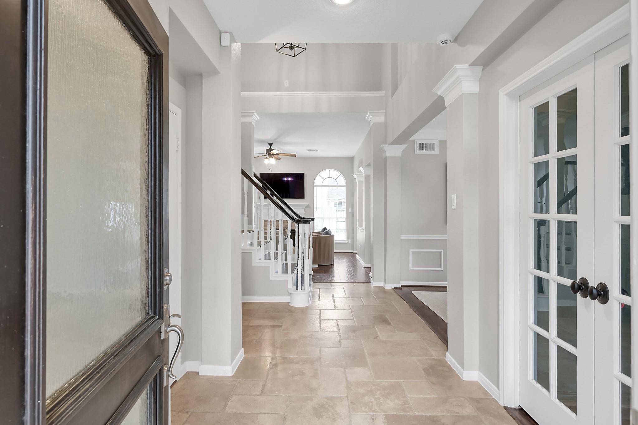 31 E Amberglow Circle