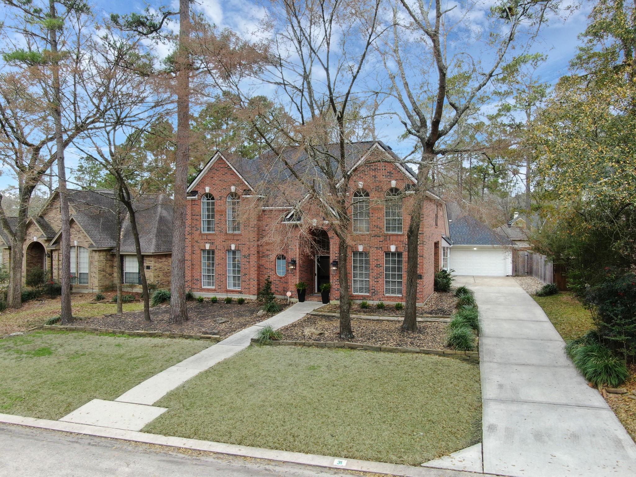 31 E Amberglow Circle