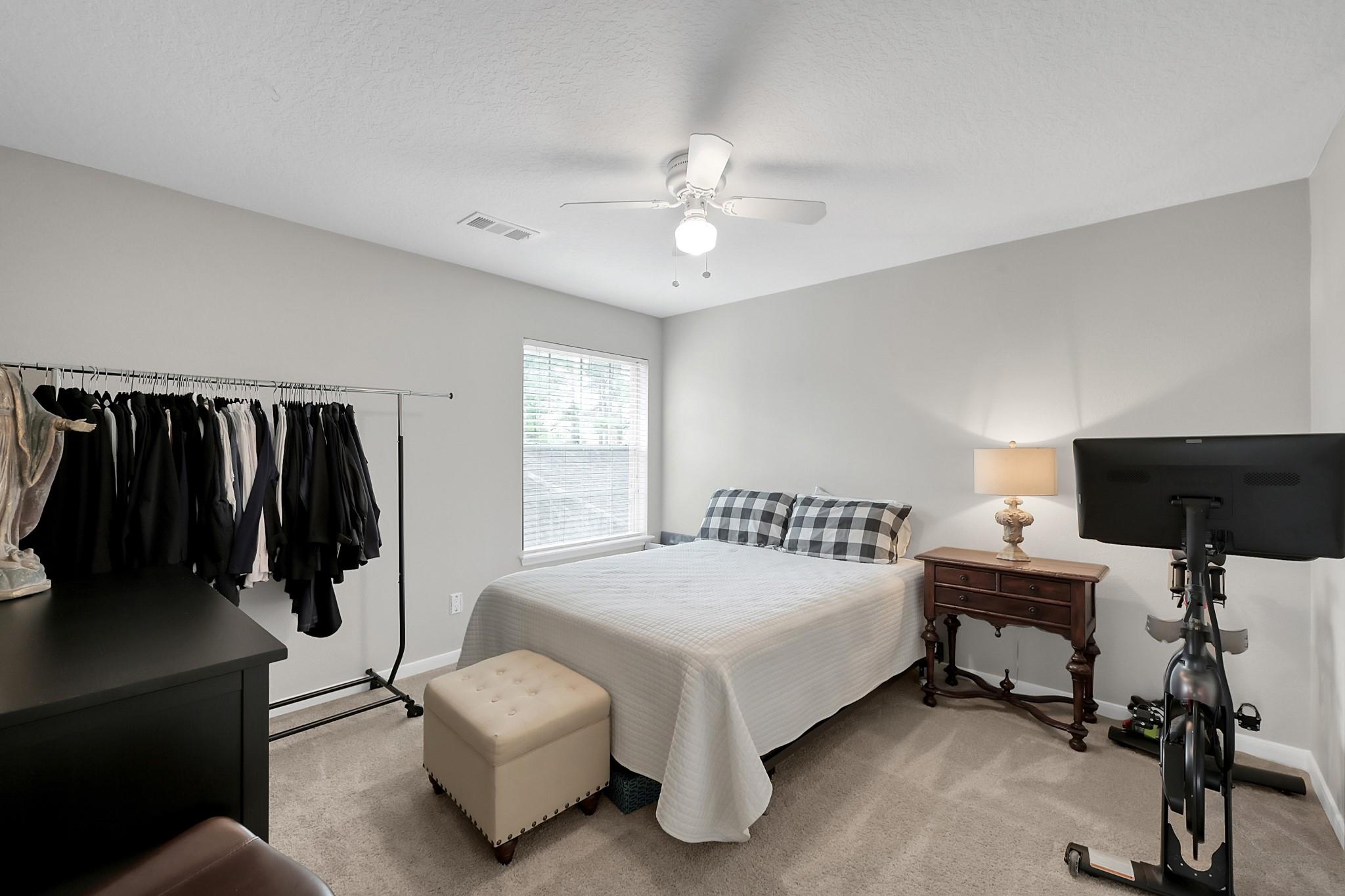 31 E Amberglow Circle