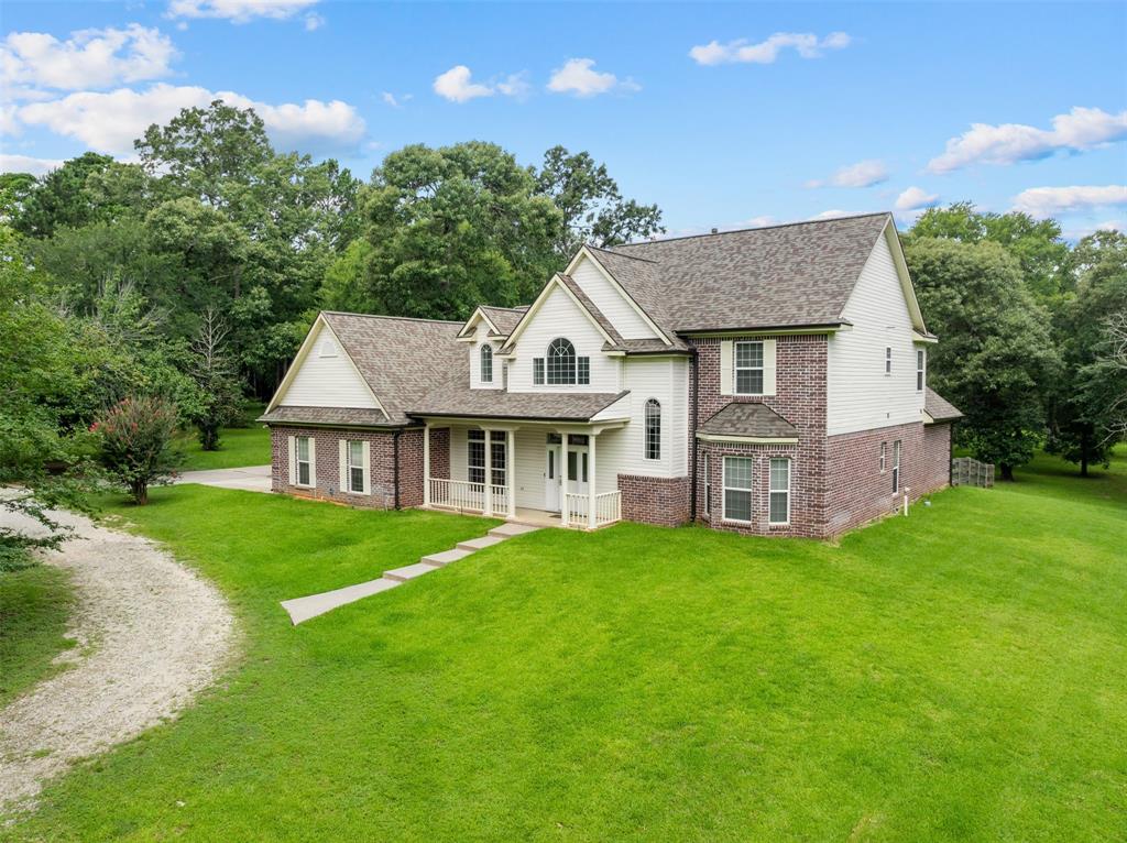 25064 Holly Oaks Court