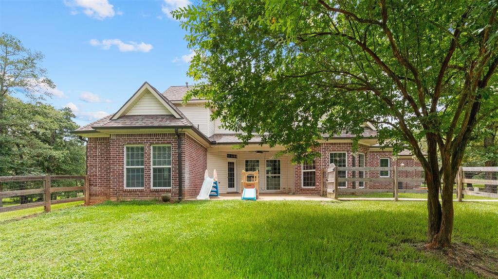 25064 Holly Oaks Court