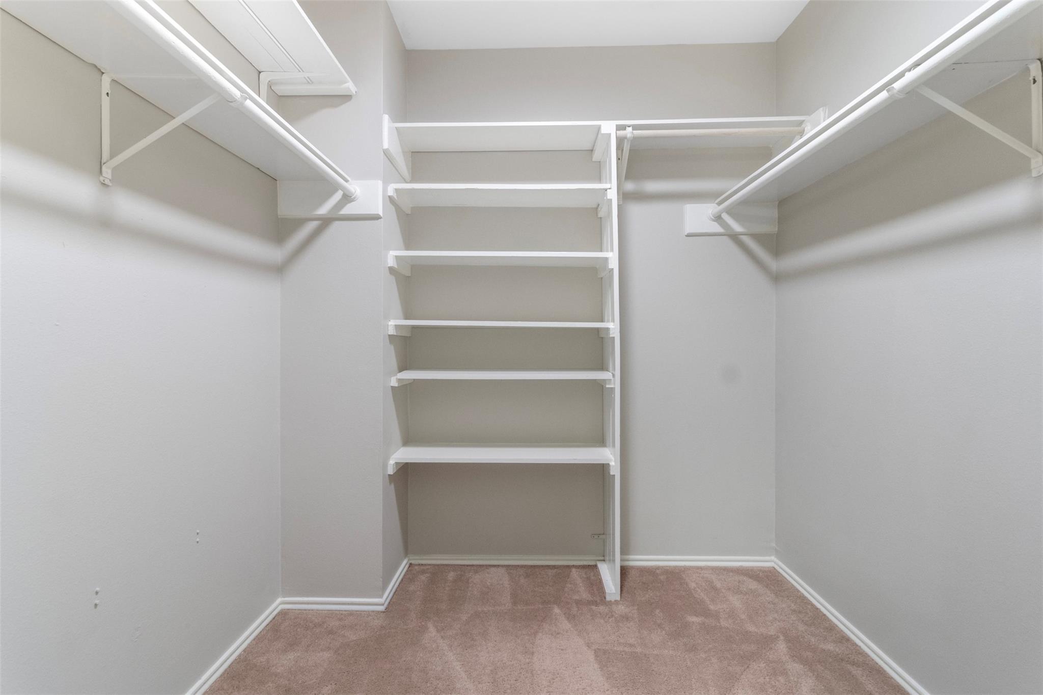 102 Summer Crest Circle