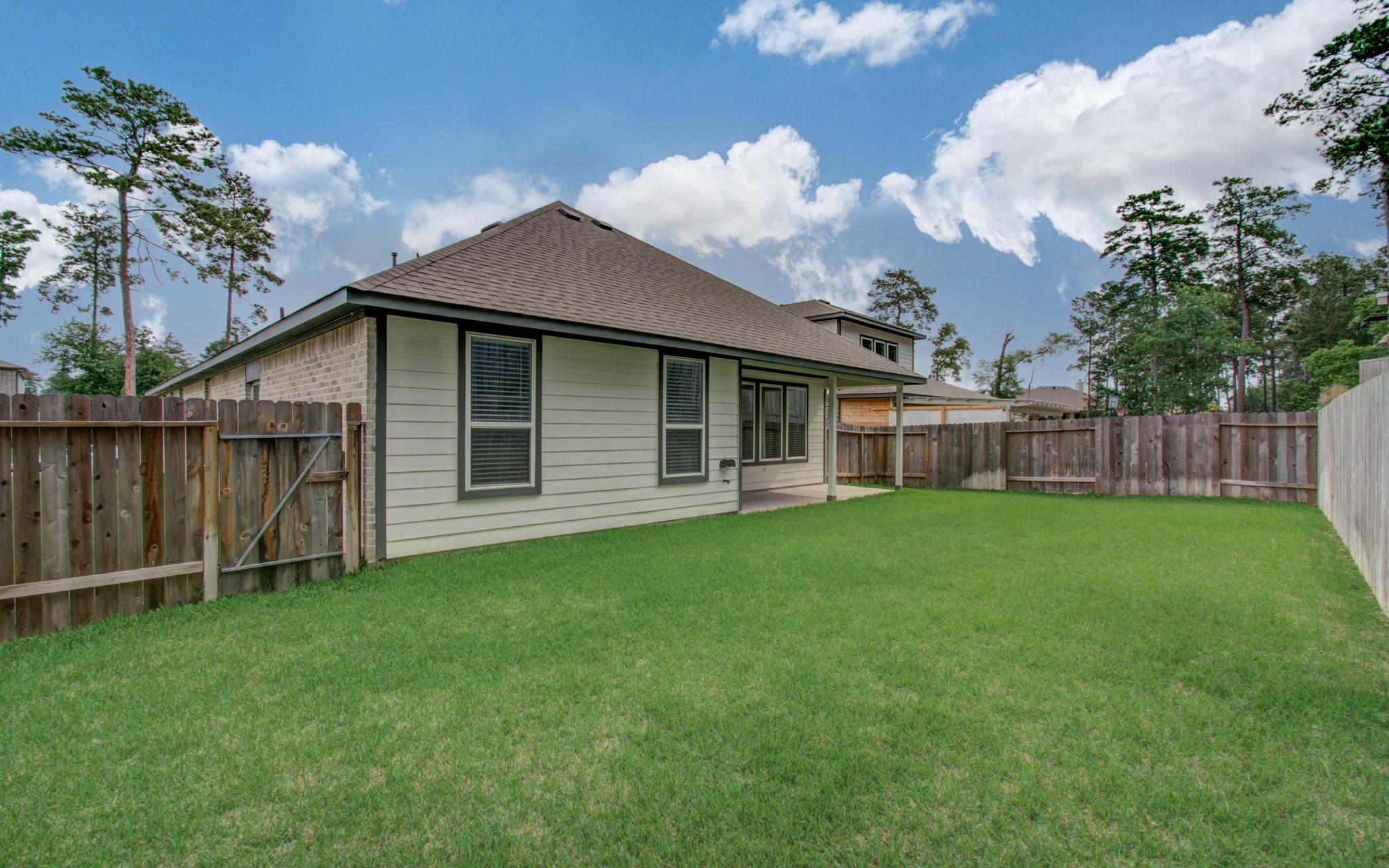 10011 Angelina Woods Lane