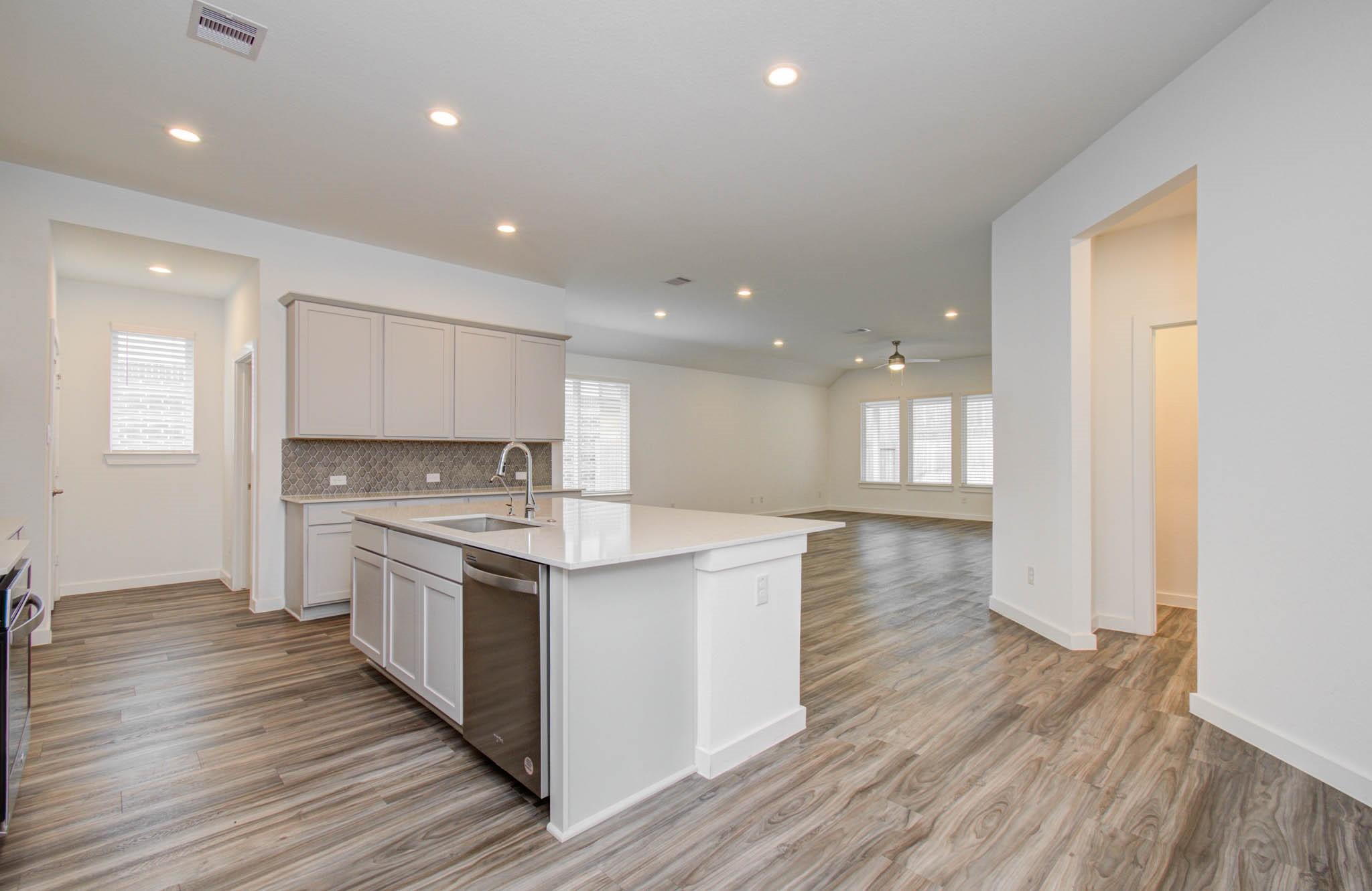 10011 Angelina Woods Lane