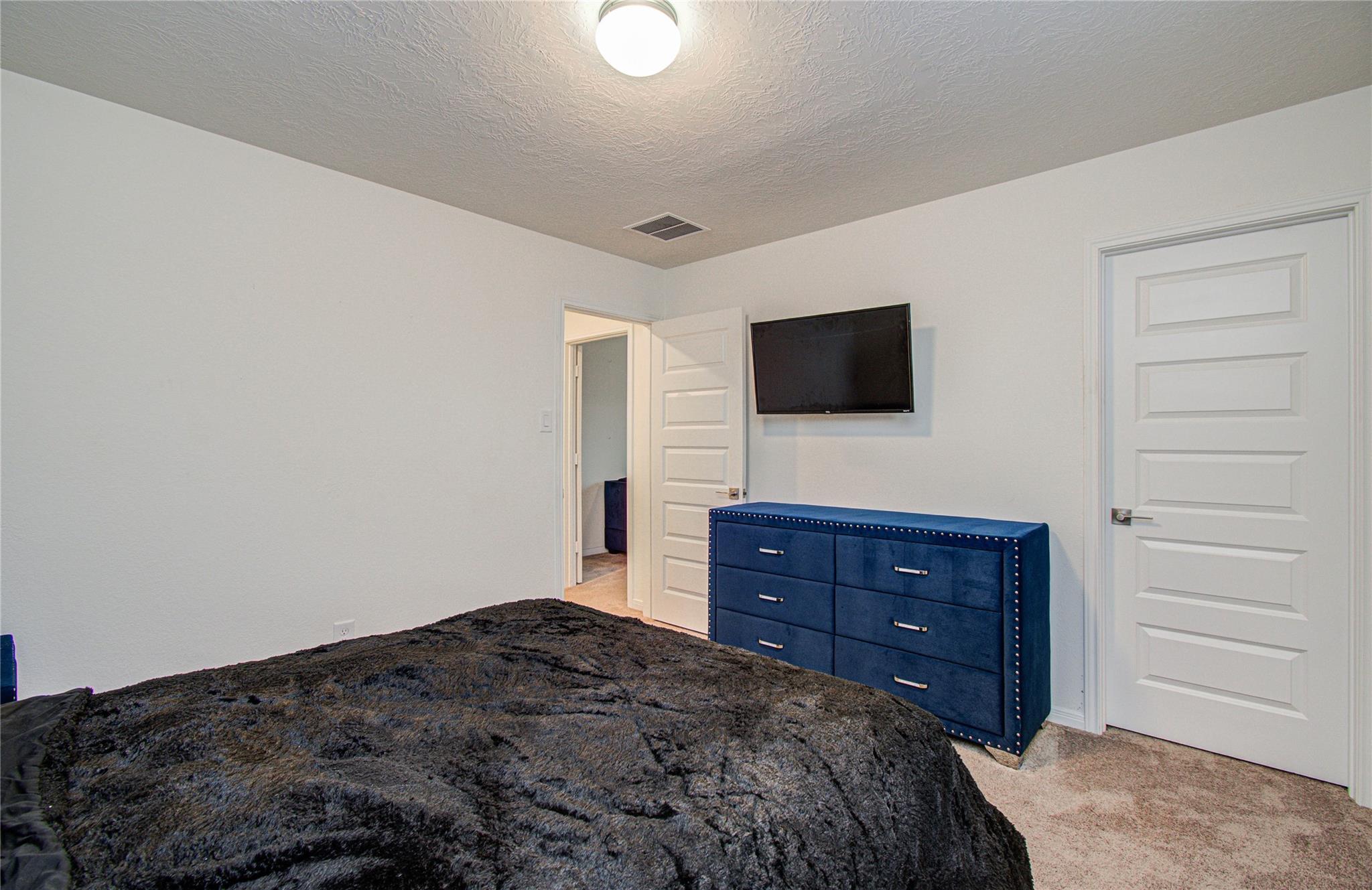 2933 Grand Anse Drive
