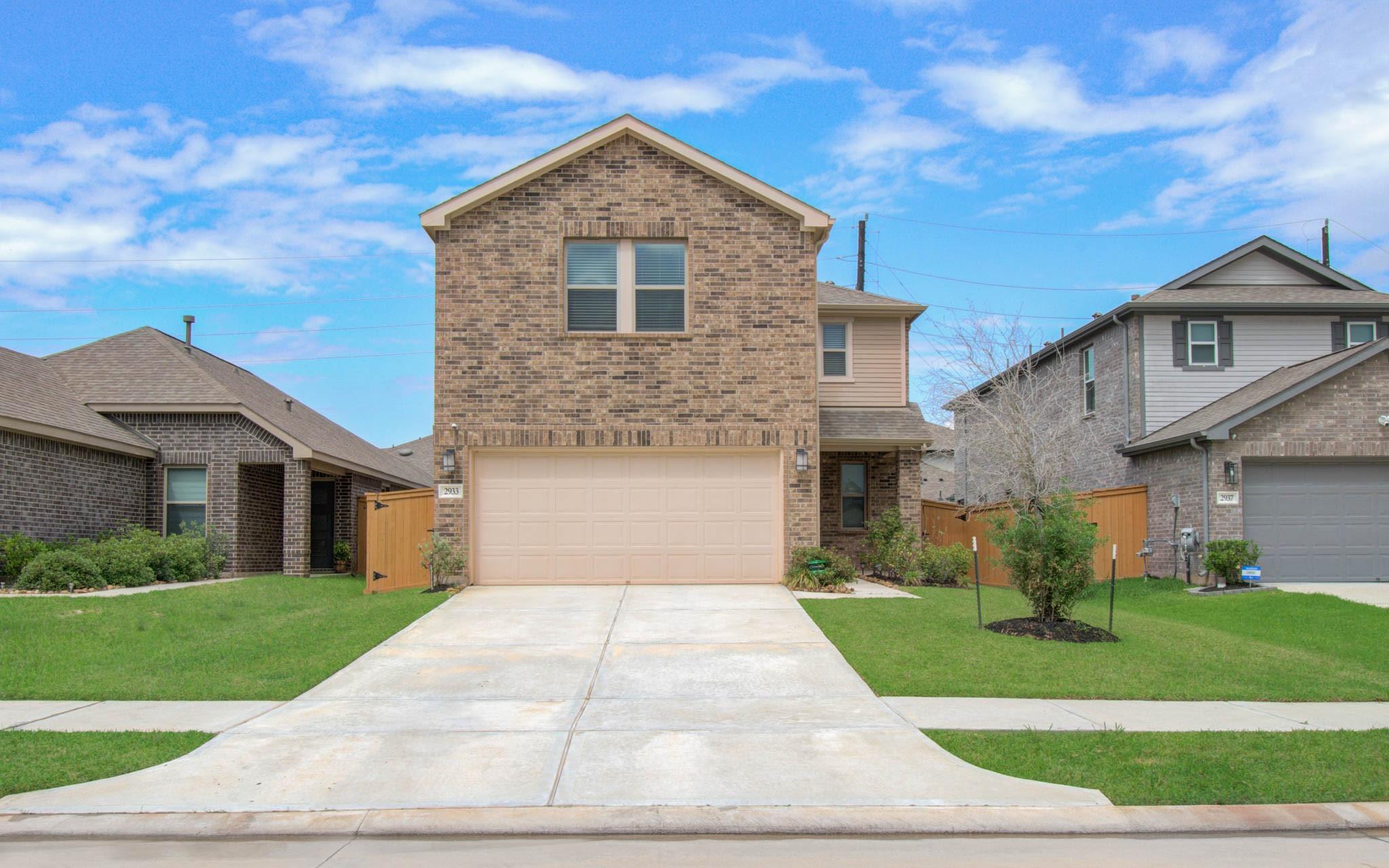 2933 Grand Anse Drive