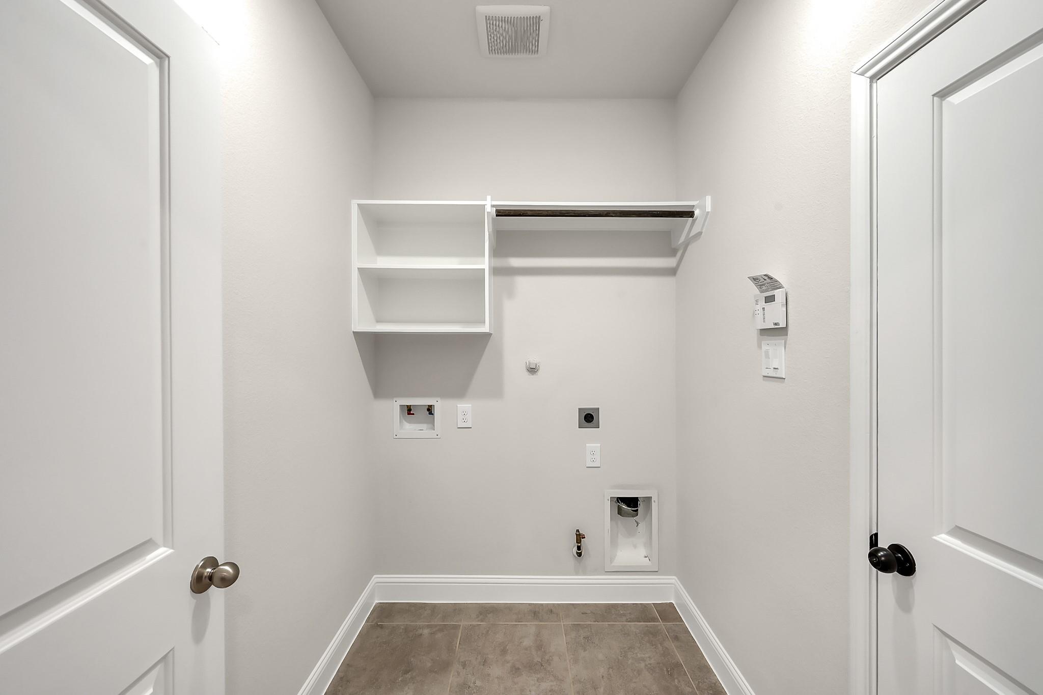 2754 Hidden Hollow Lane