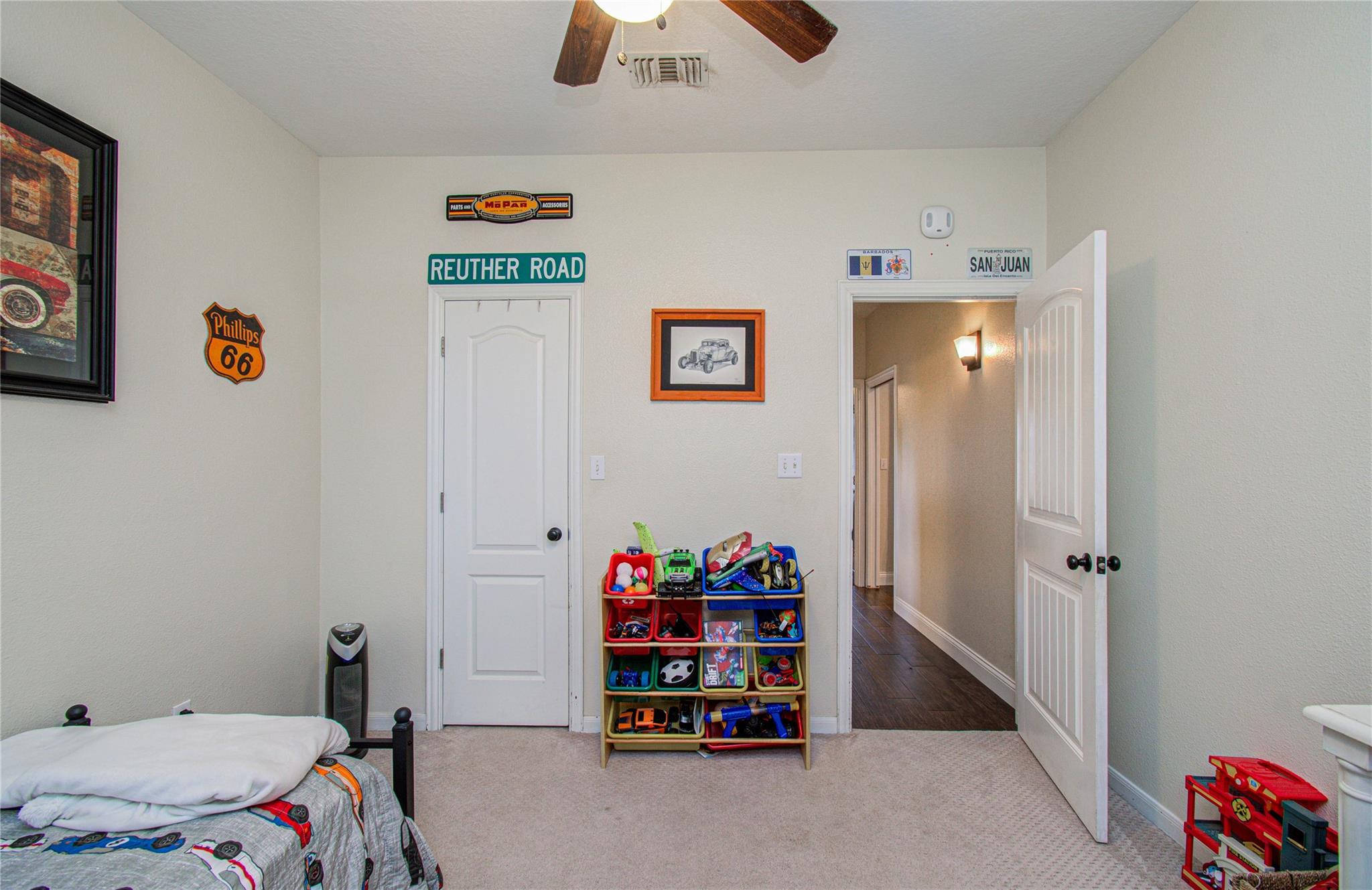 9501 Gene Street
