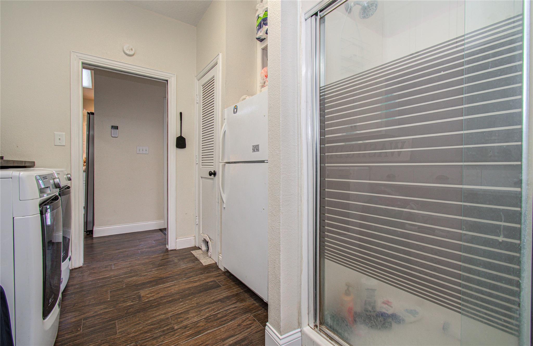 9501 Gene Street