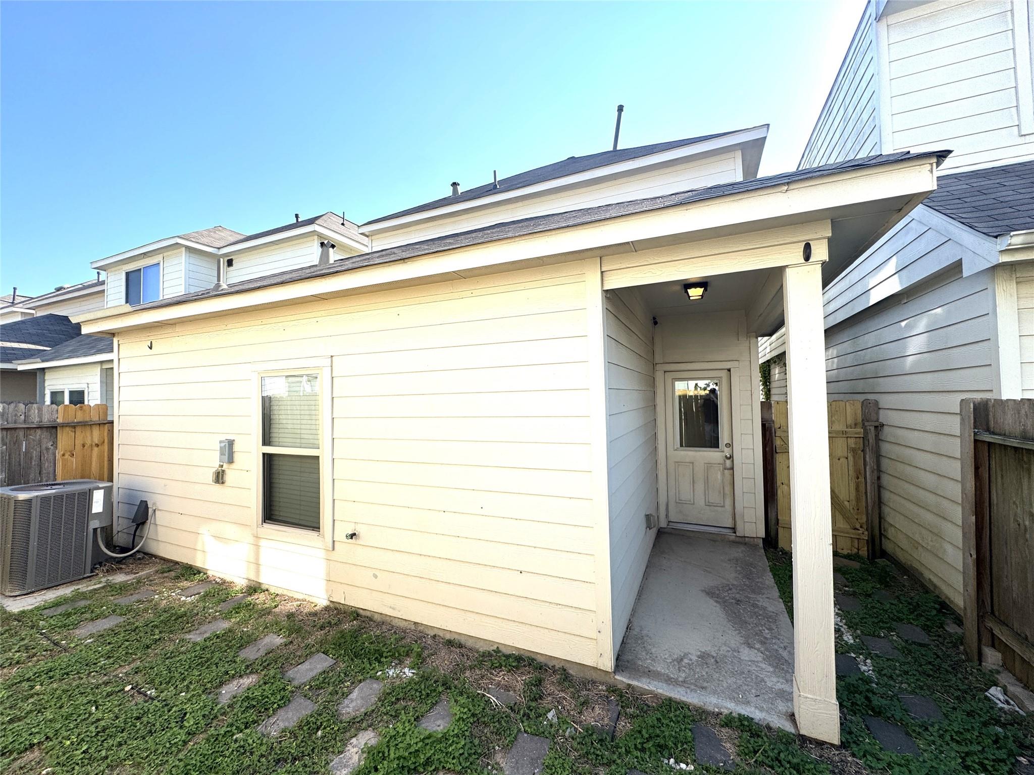13507 Vista De Oro Street