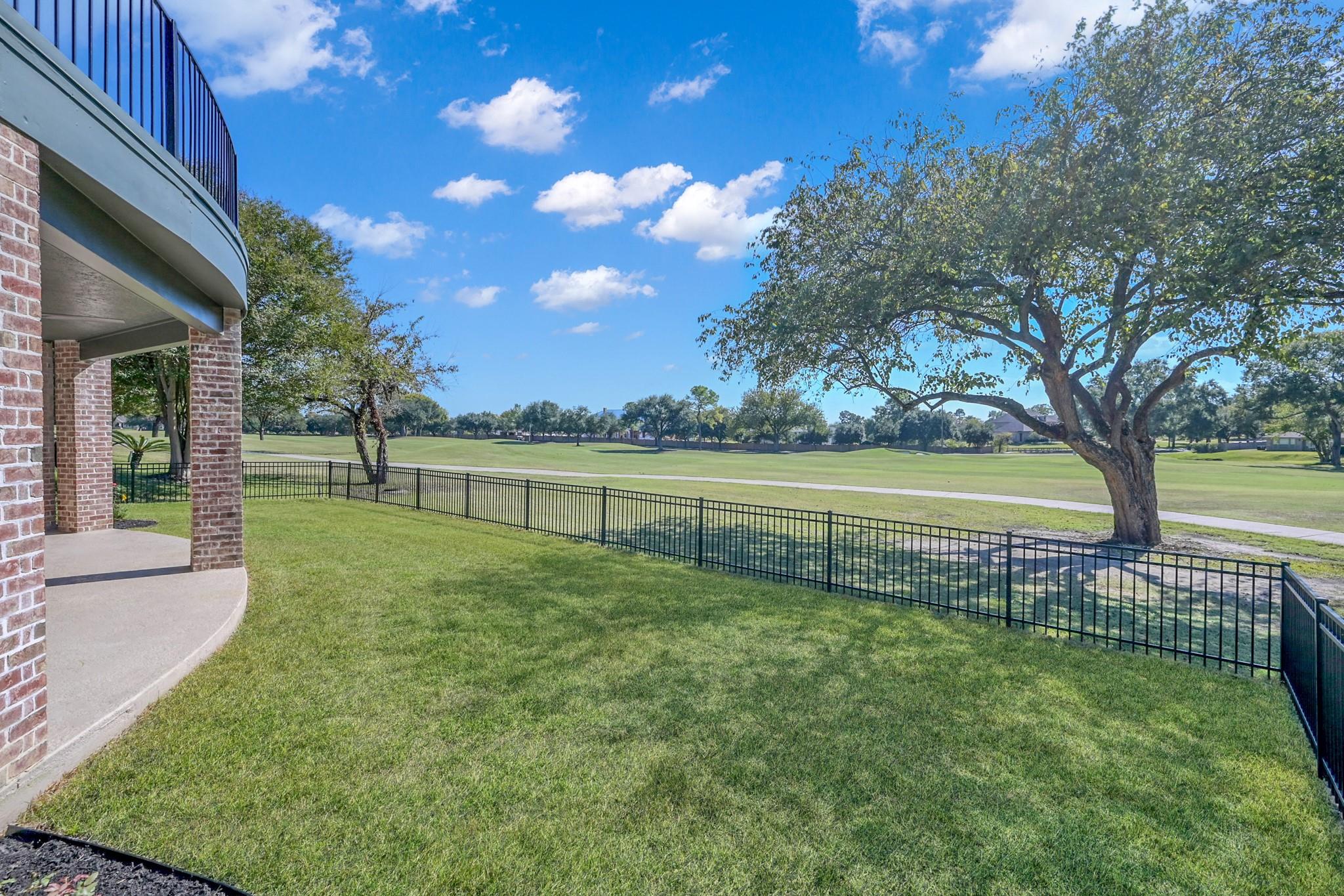 131 Monterrey Road E