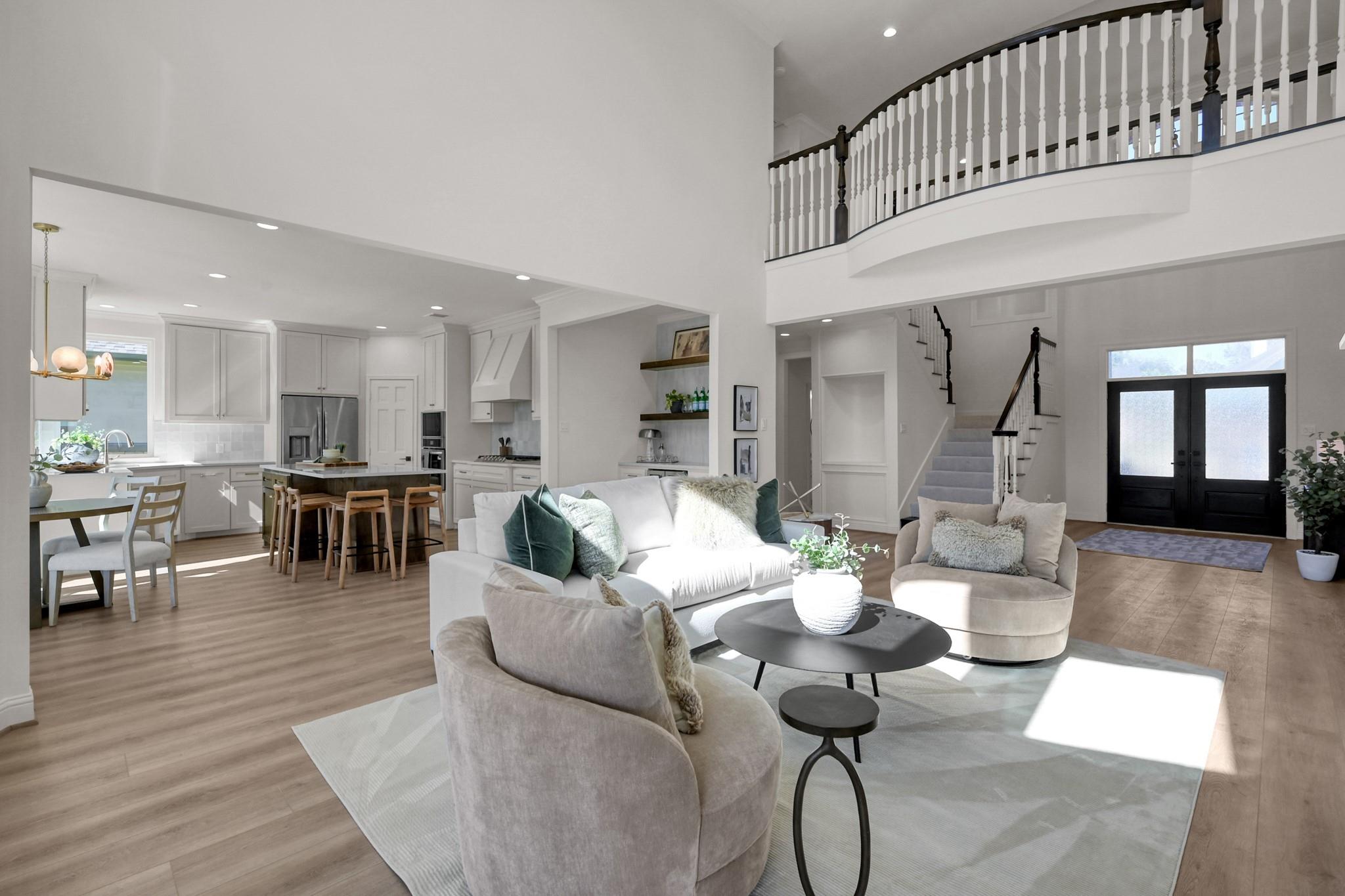 131 Monterrey Road E