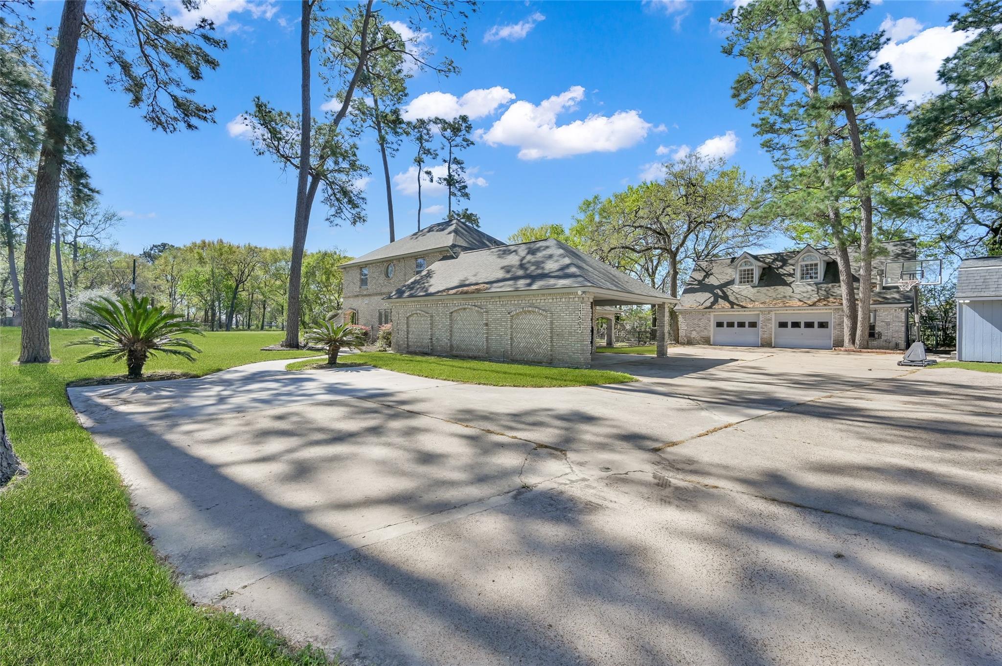 17507 Deer Creek Drive