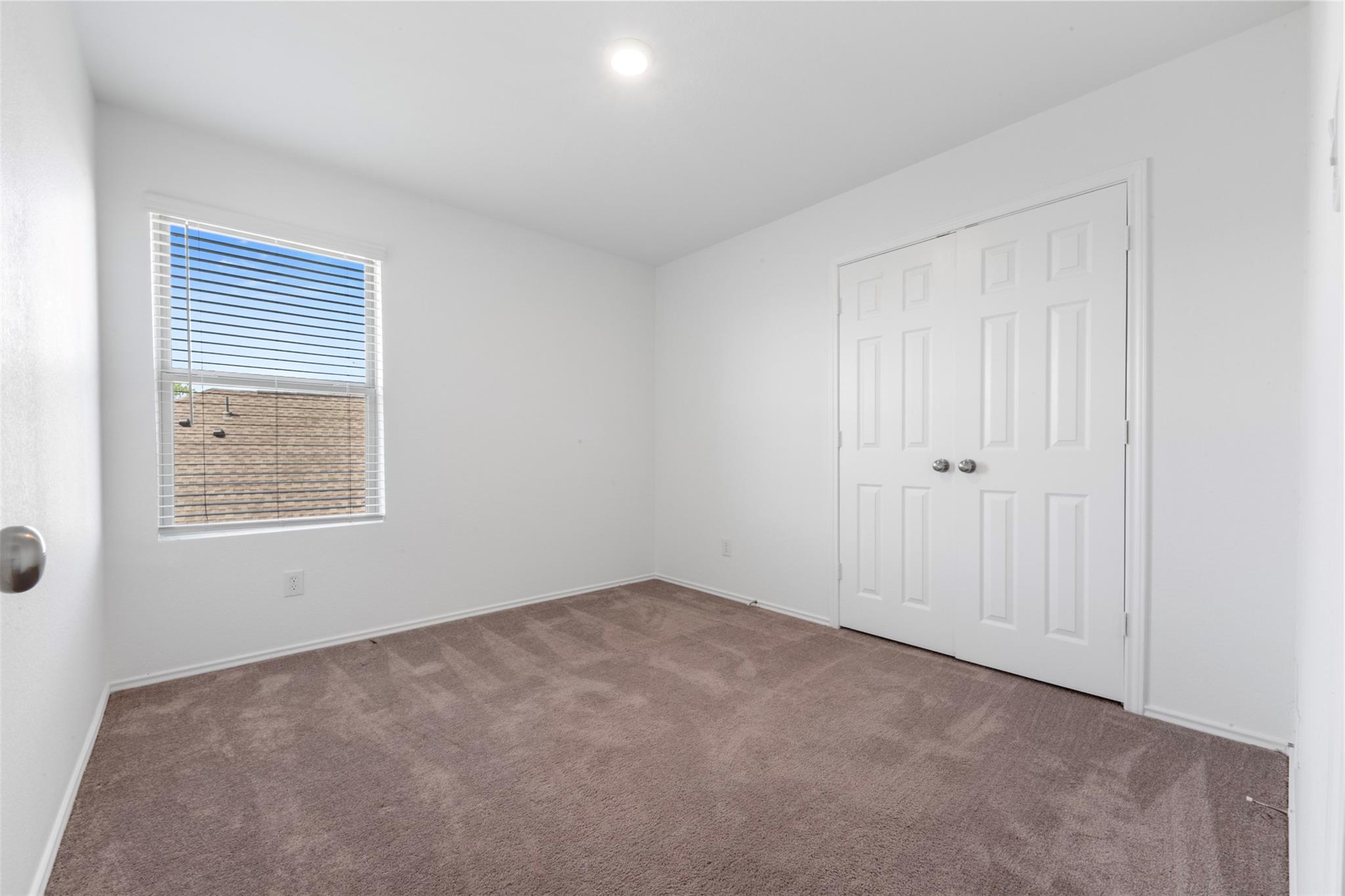 14602 Broadbury Pond Road