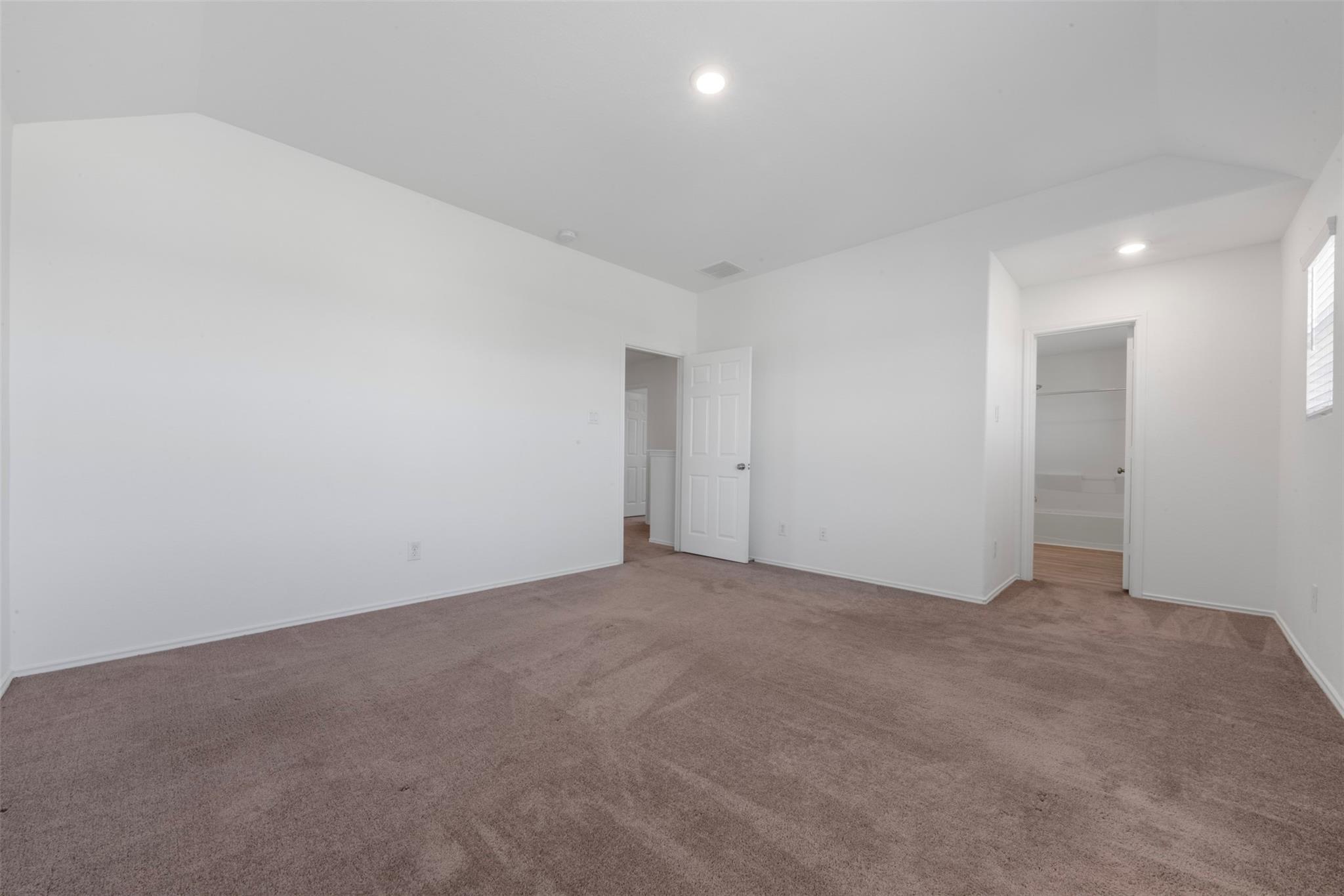 14602 Broadbury Pond Road