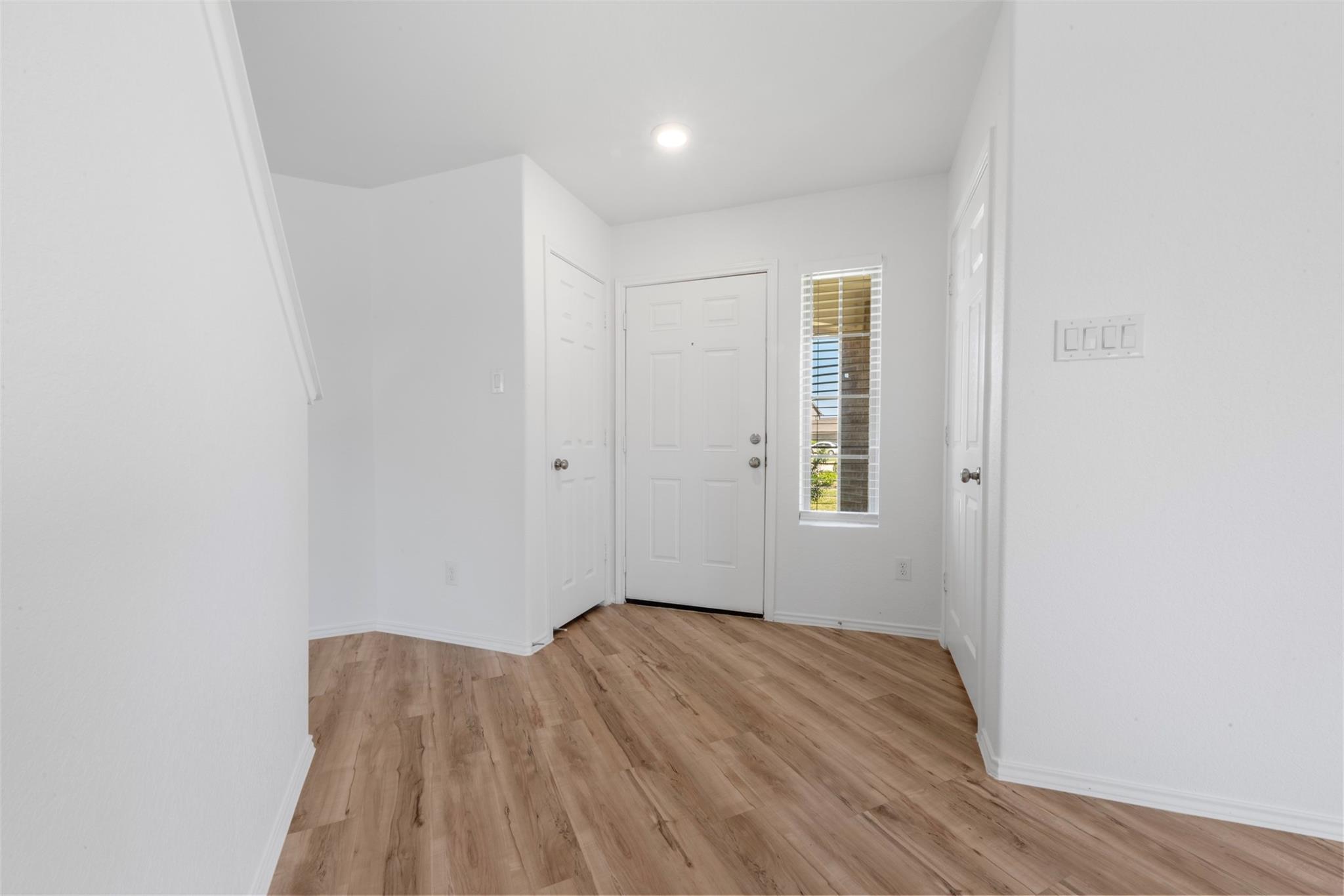 14602 Broadbury Pond Road