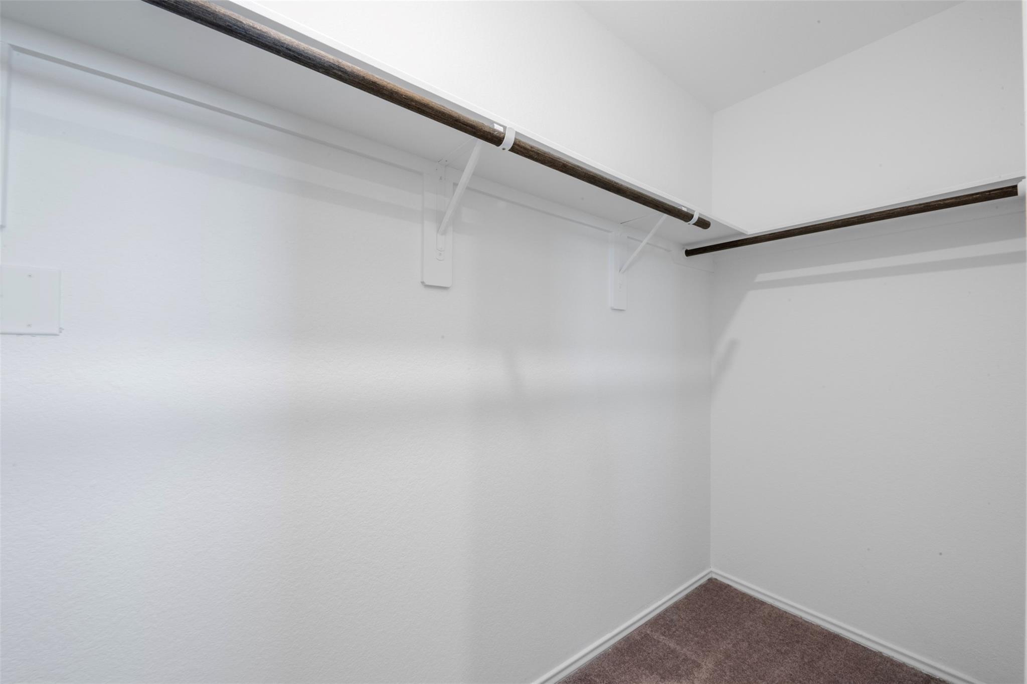 14602 Broadbury Pond Road