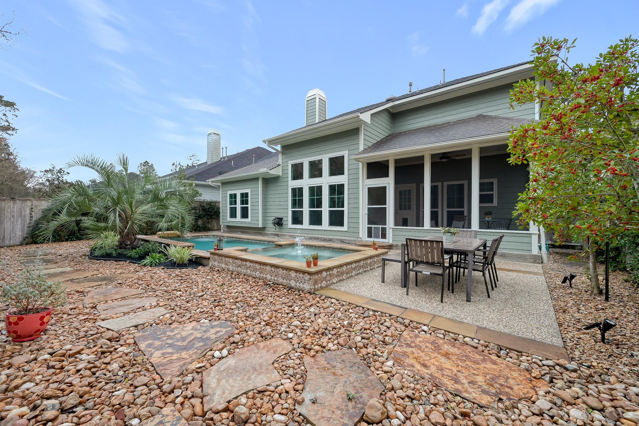 198 Lattice Gate Street