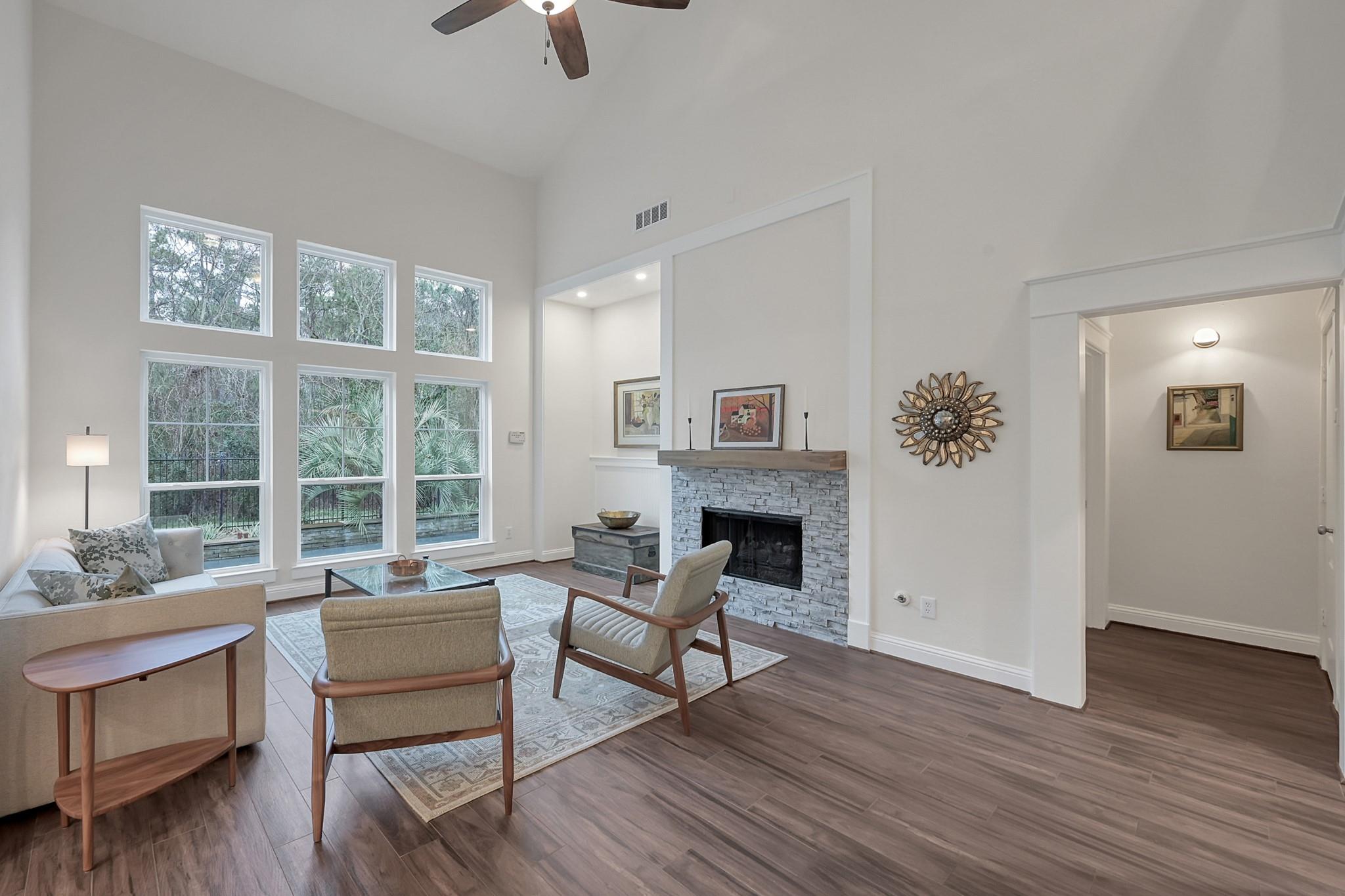 198 Lattice Gate Street