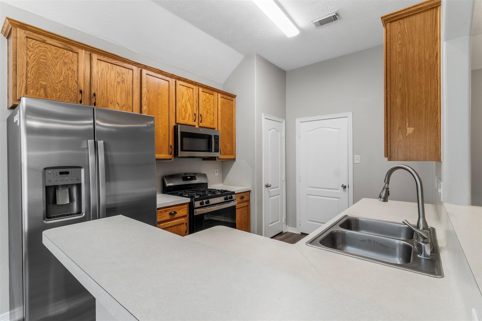 2222 Valley View Crossing