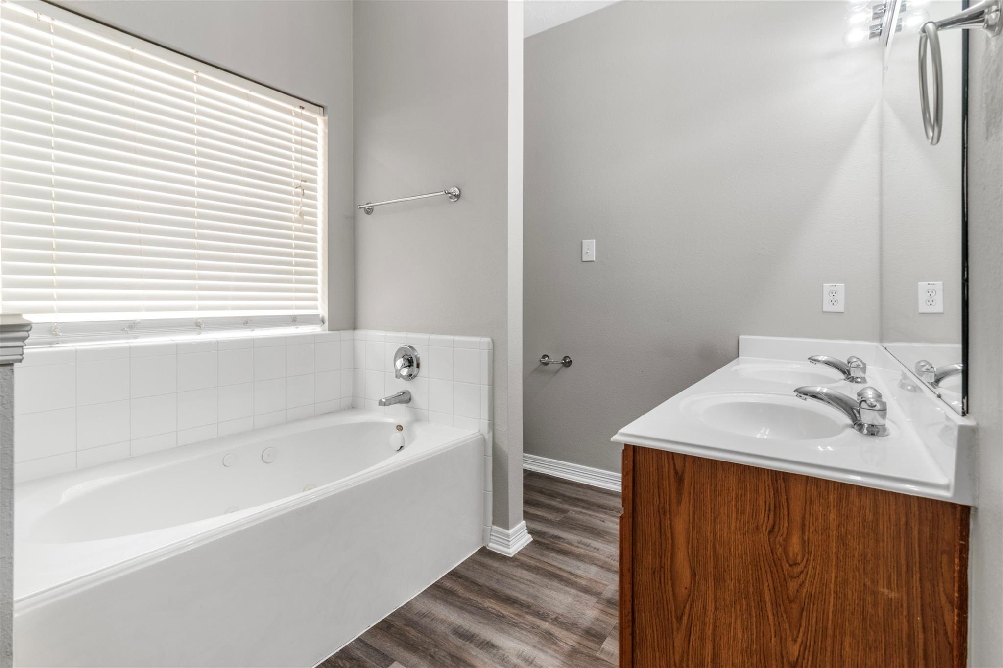 2222 Valley View Crossing