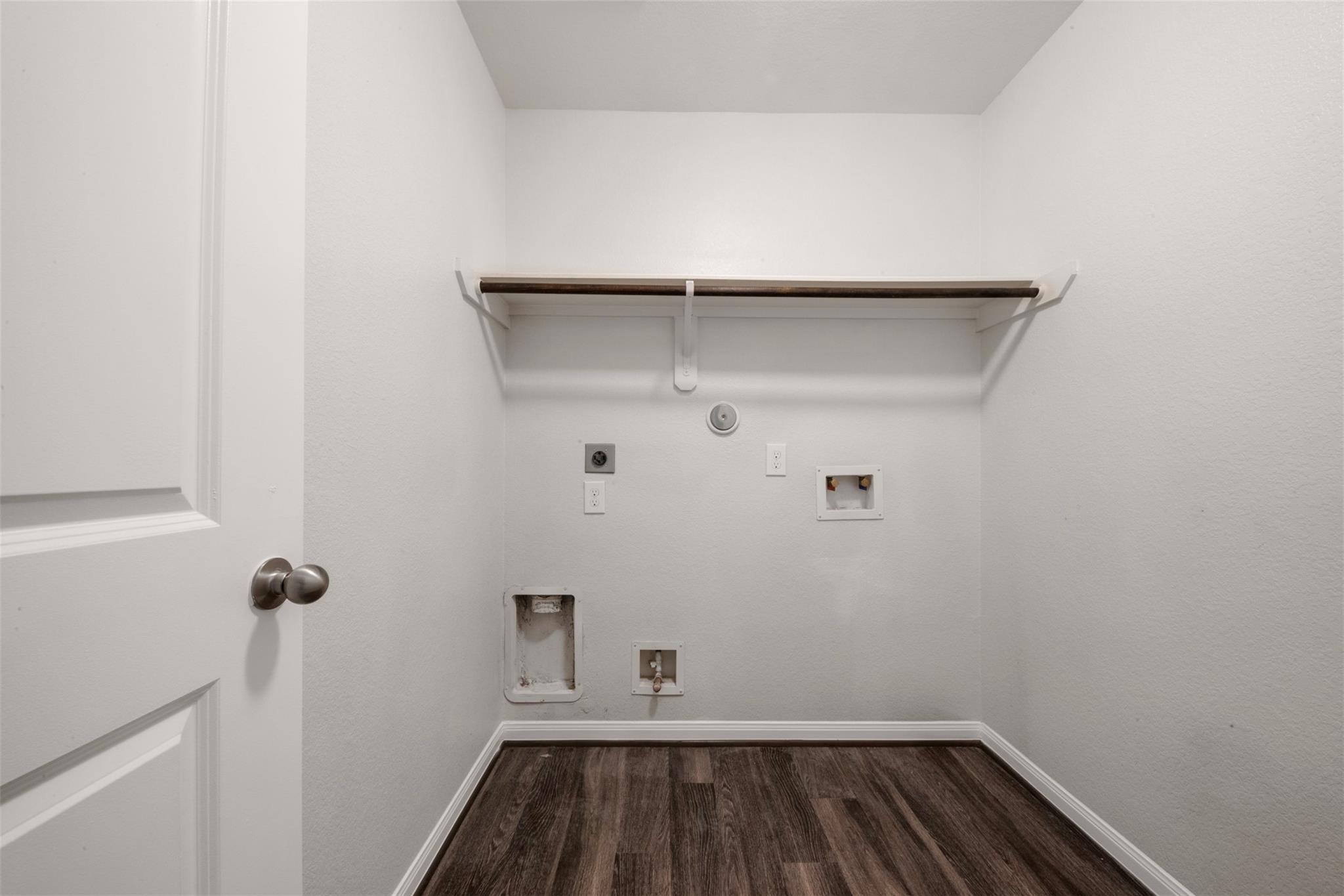 16658 Bluefin Street