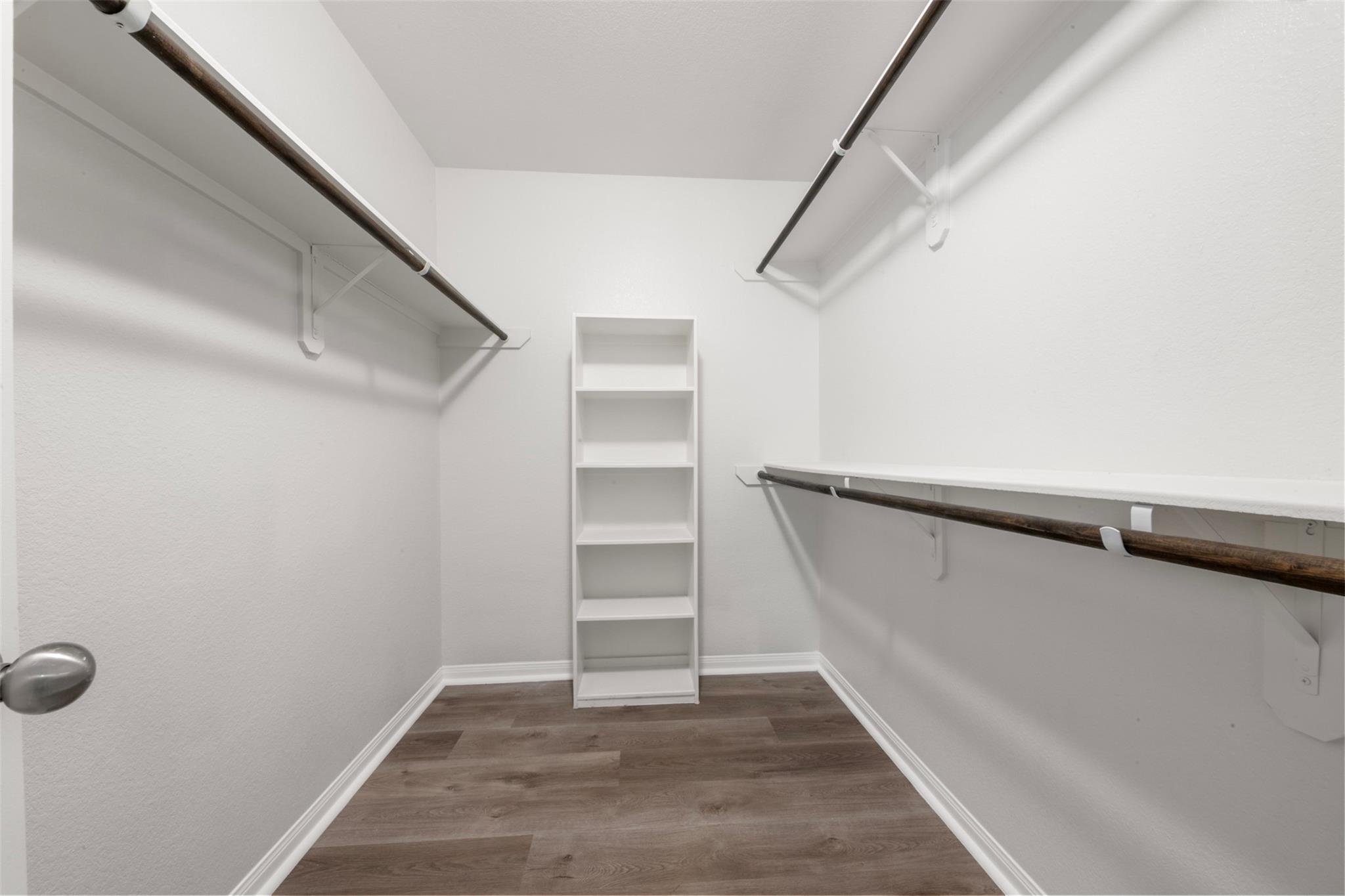 16658 Bluefin Street