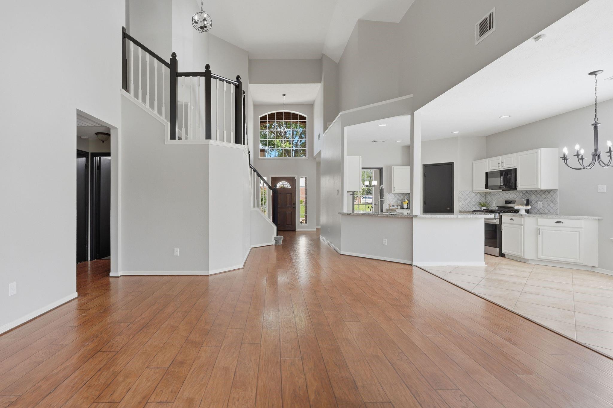 2607 Holly Walk Lane