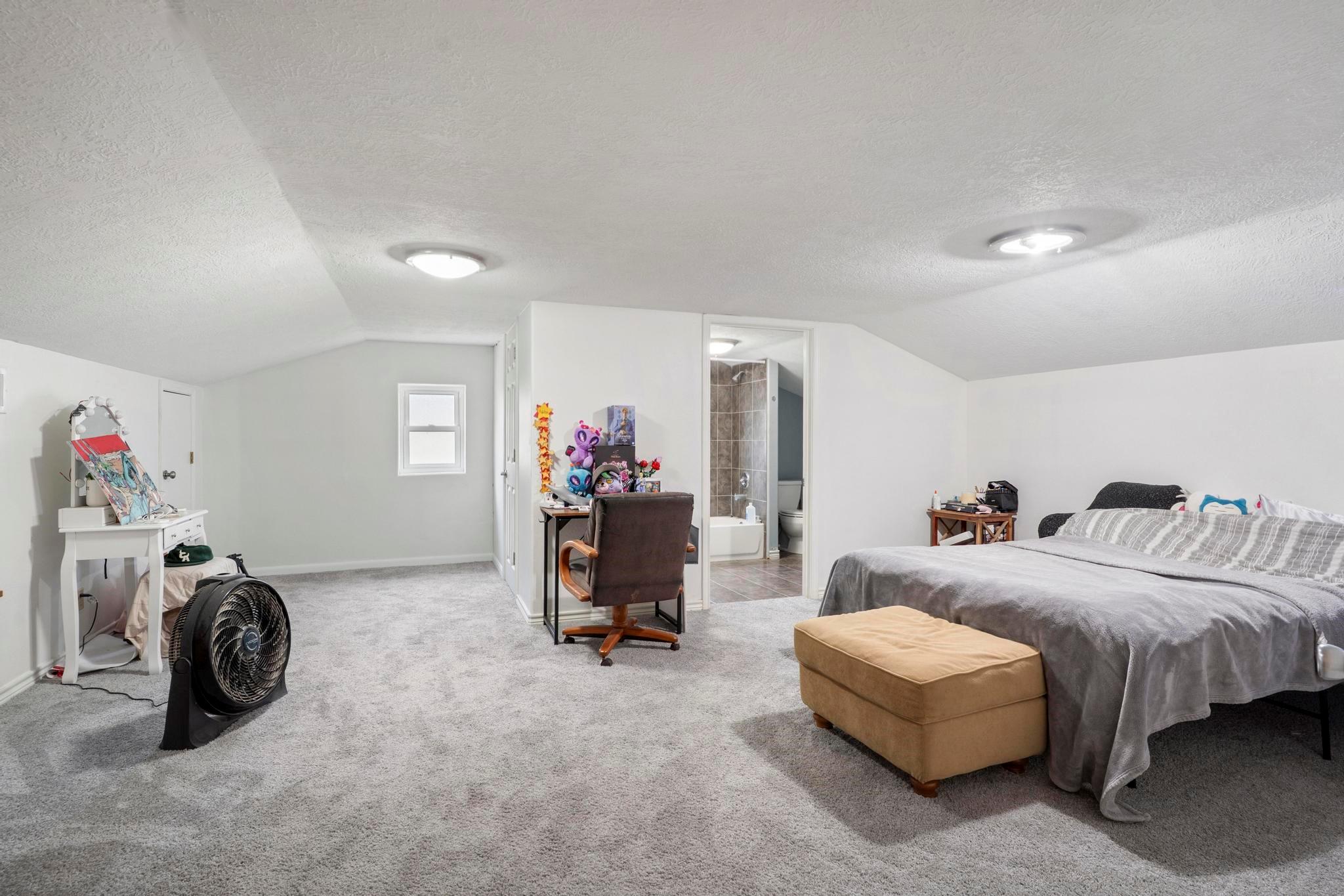 24511 Sunny Glen Dr Drive