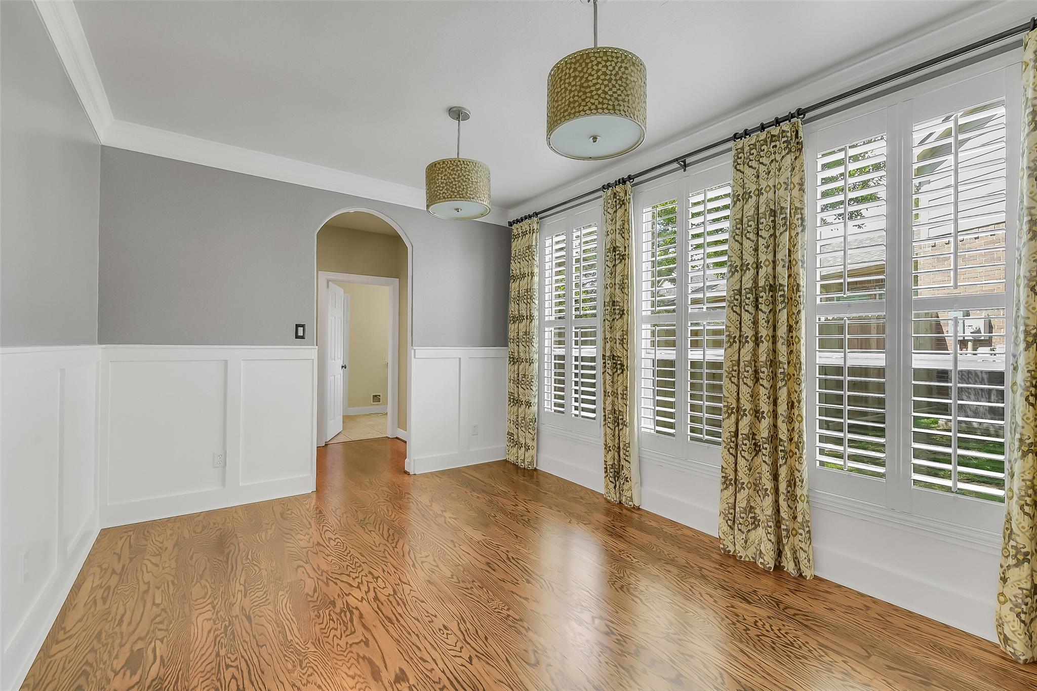 7 Birchwood Park Place