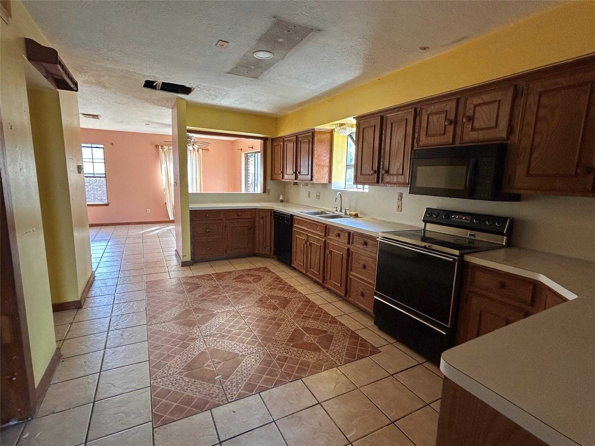 3902 Marlin Lane, La Porte