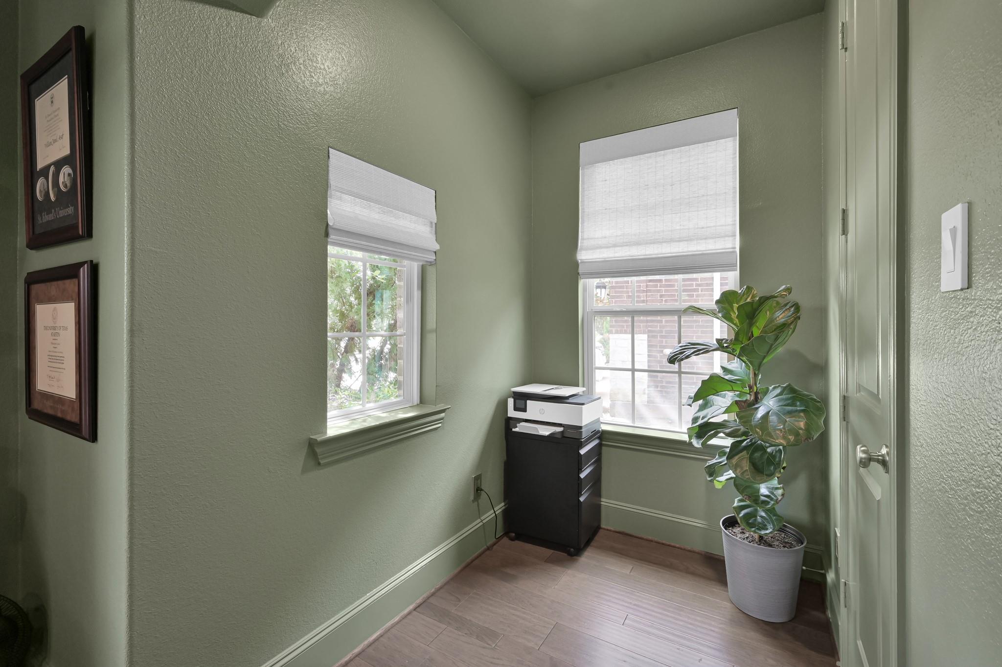 1411 Layla Sage Loop