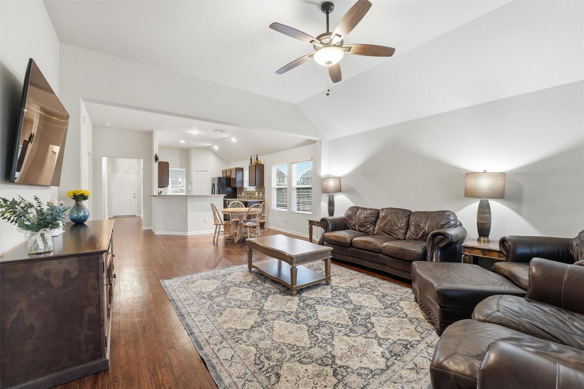 2115 Pacific Loon Ln