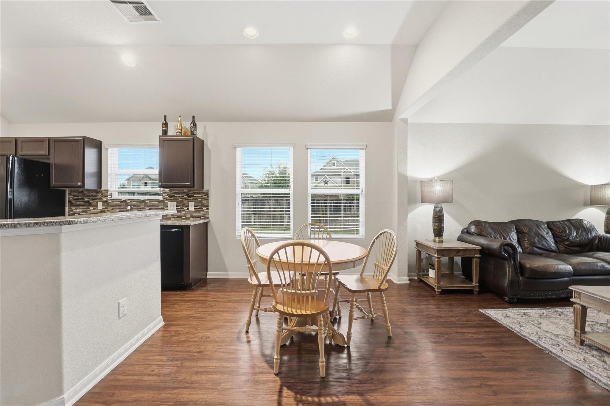 2115 Pacific Loon Ln