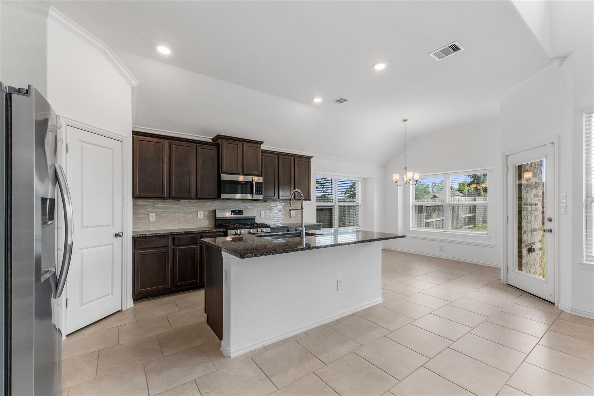 1606 Country Air Lane