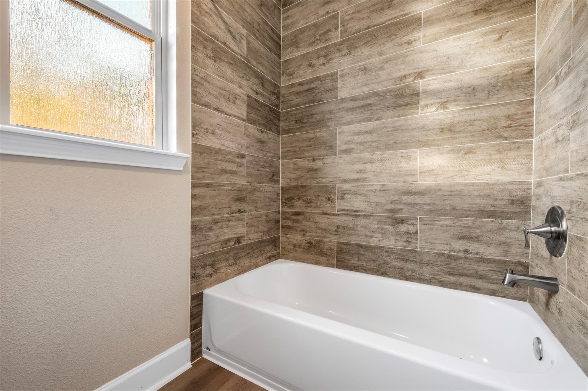 215 Acorn Tree Court