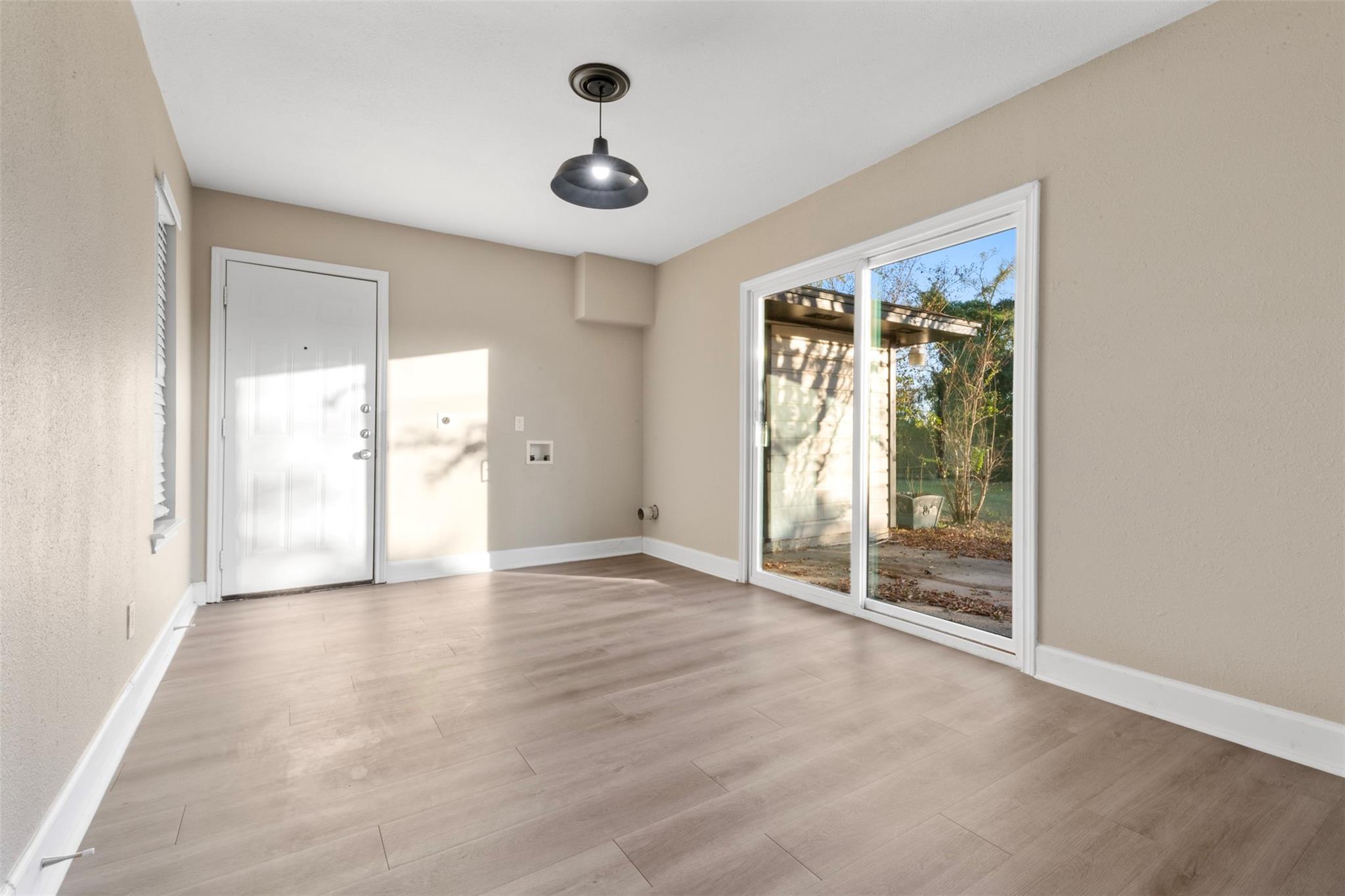 215 Acorn Tree Court