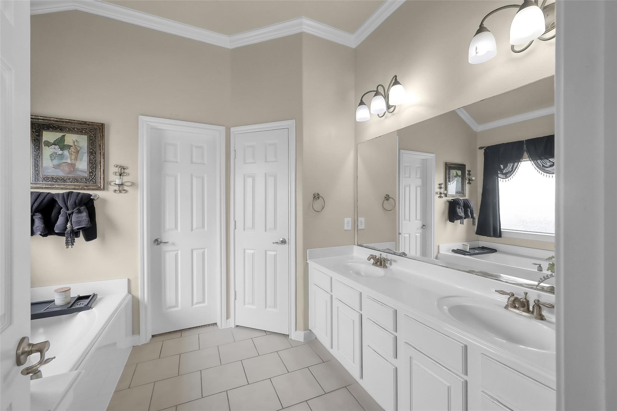 4602 Countrypines Drive