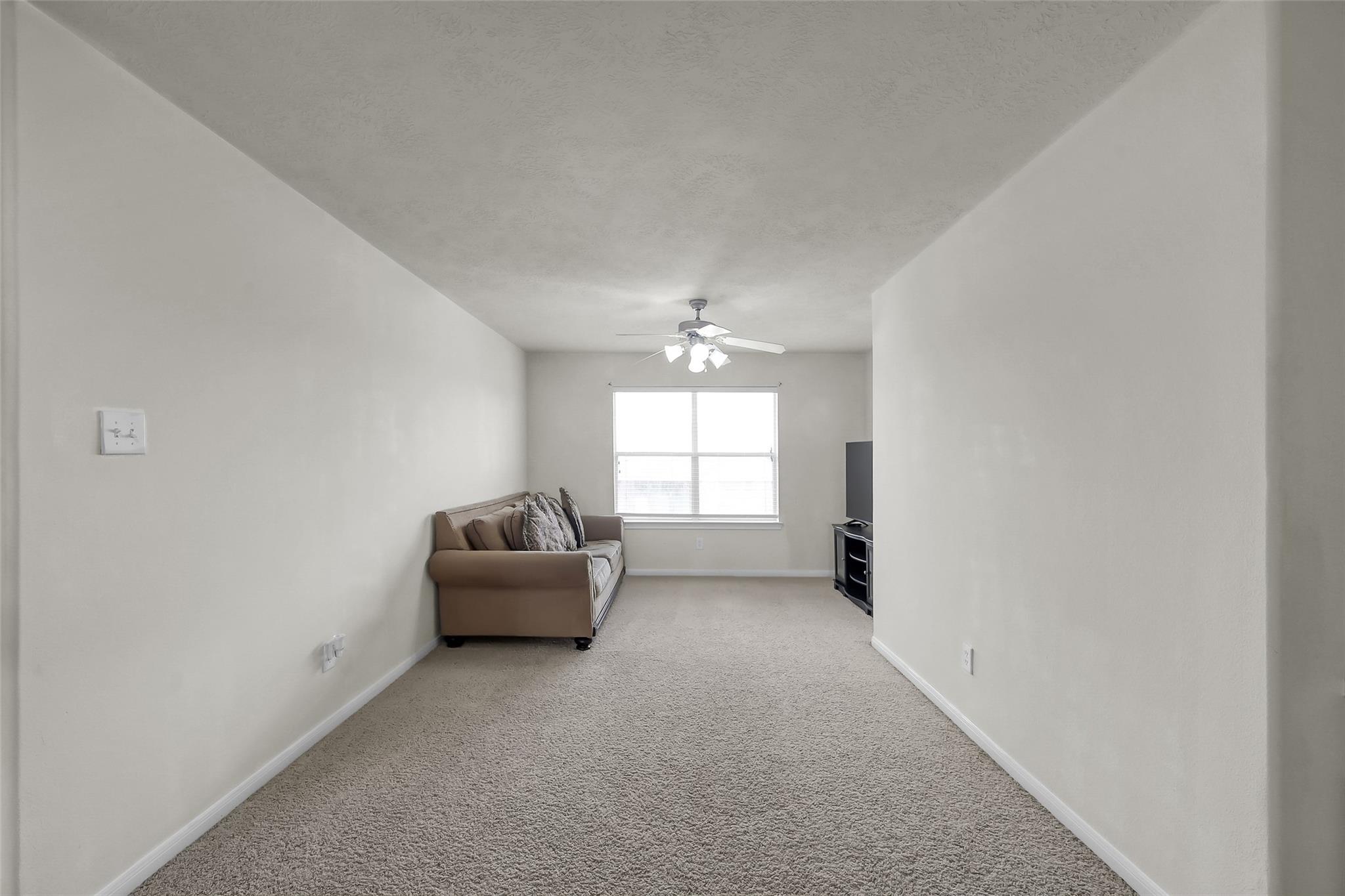 4602 Countrypines Drive