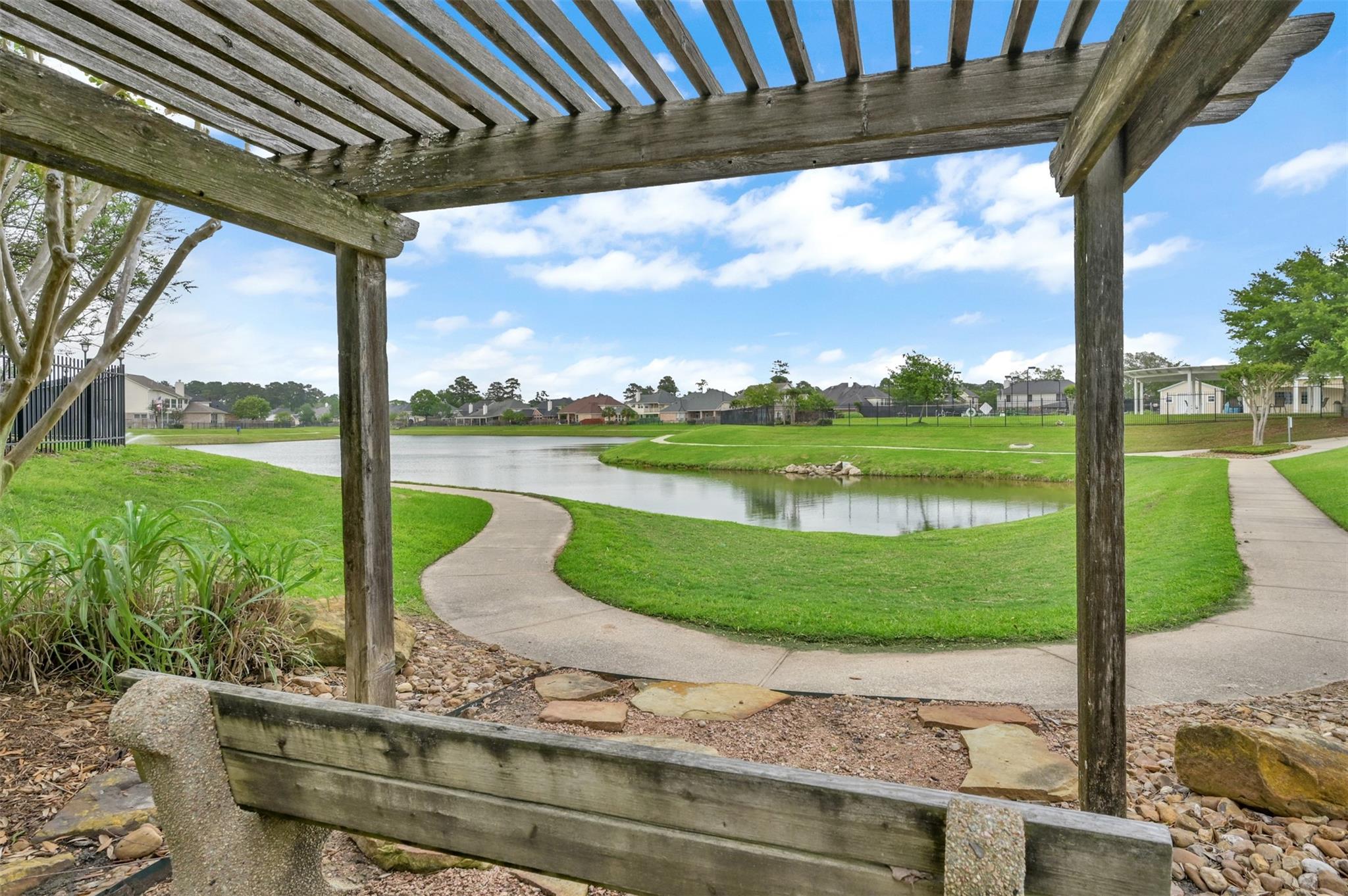 4602 Countrypines Drive