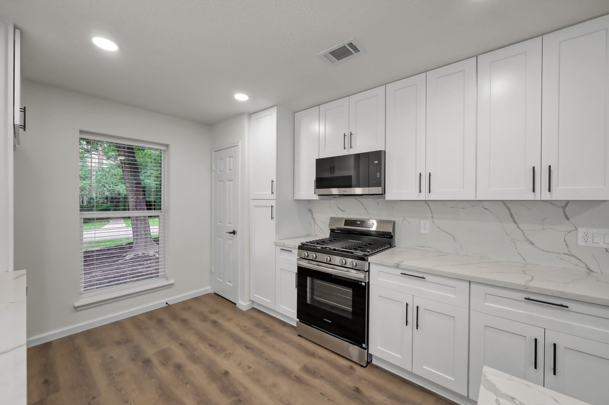 155 Rushwing Place